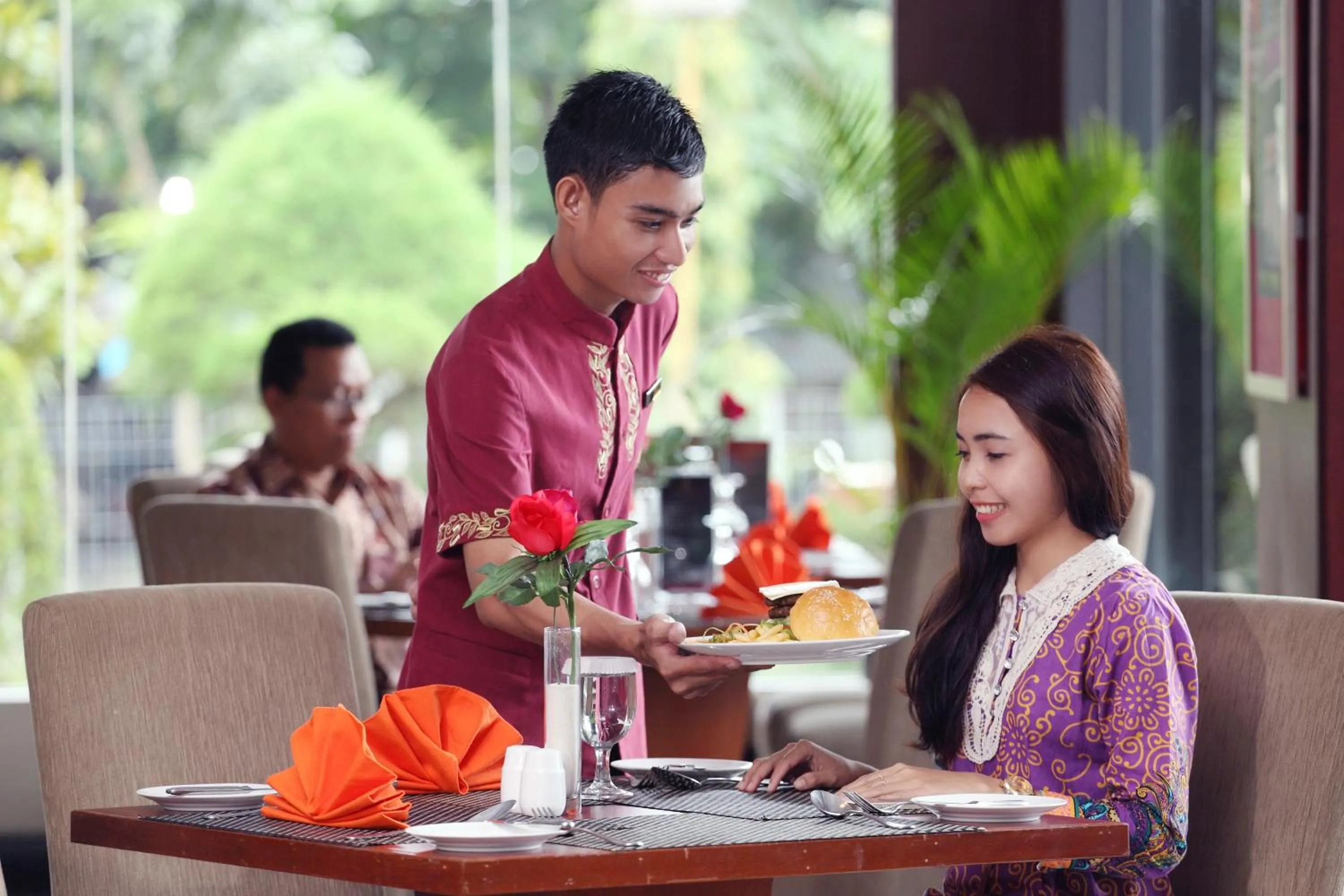 Restaurant/places to eat in Grand Hatika Hotel