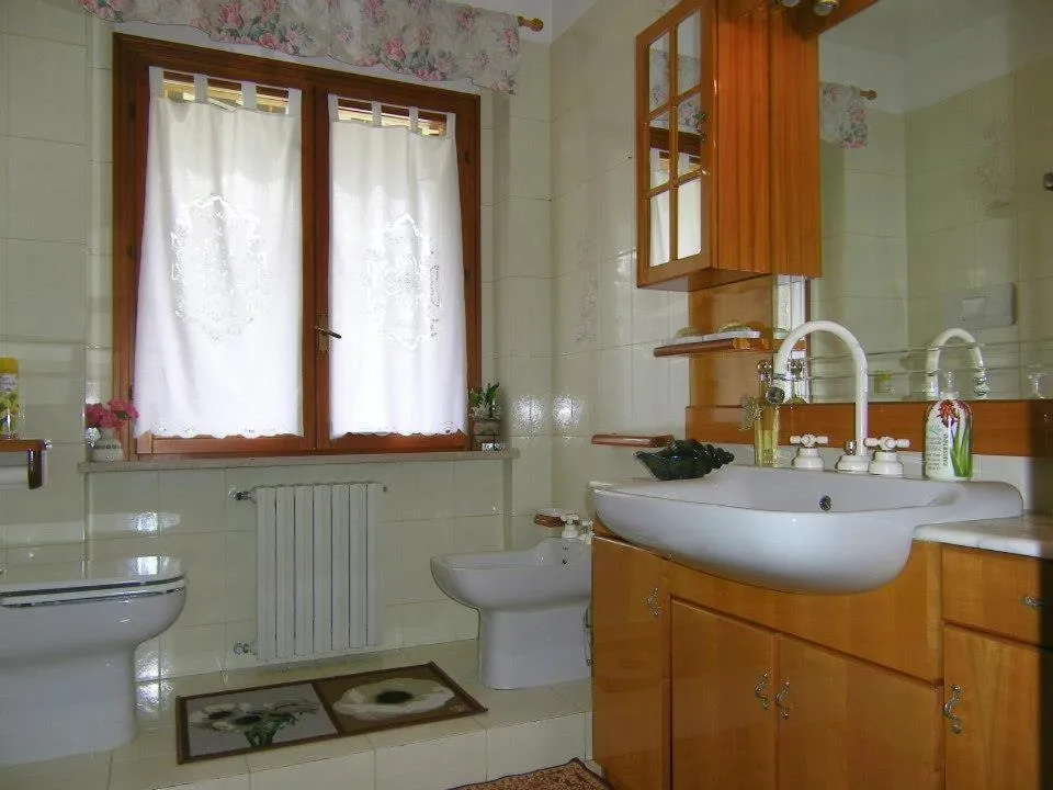 Bathroom in B&B La Villetta