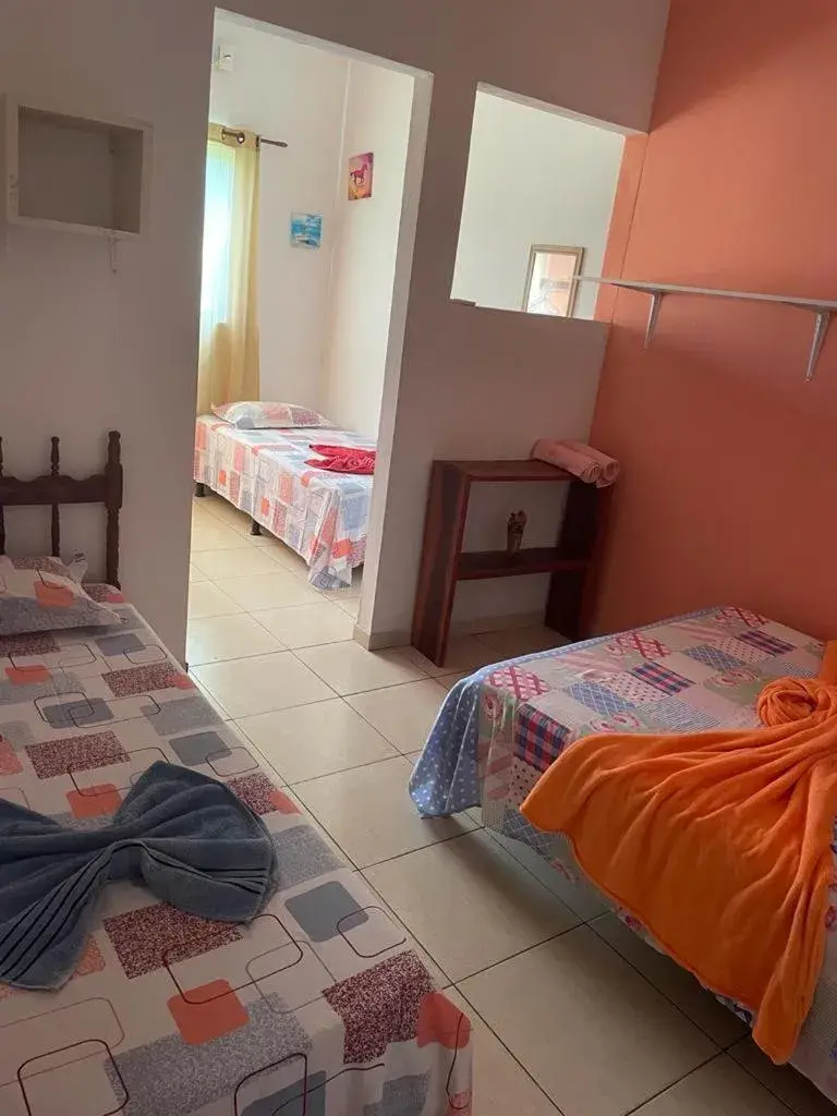 Basic Triple Room in Ilha do Contrato Pousada Sol da Ilha Basic Triple Room in Ilha do Contrato Pousada Sol da Ilha