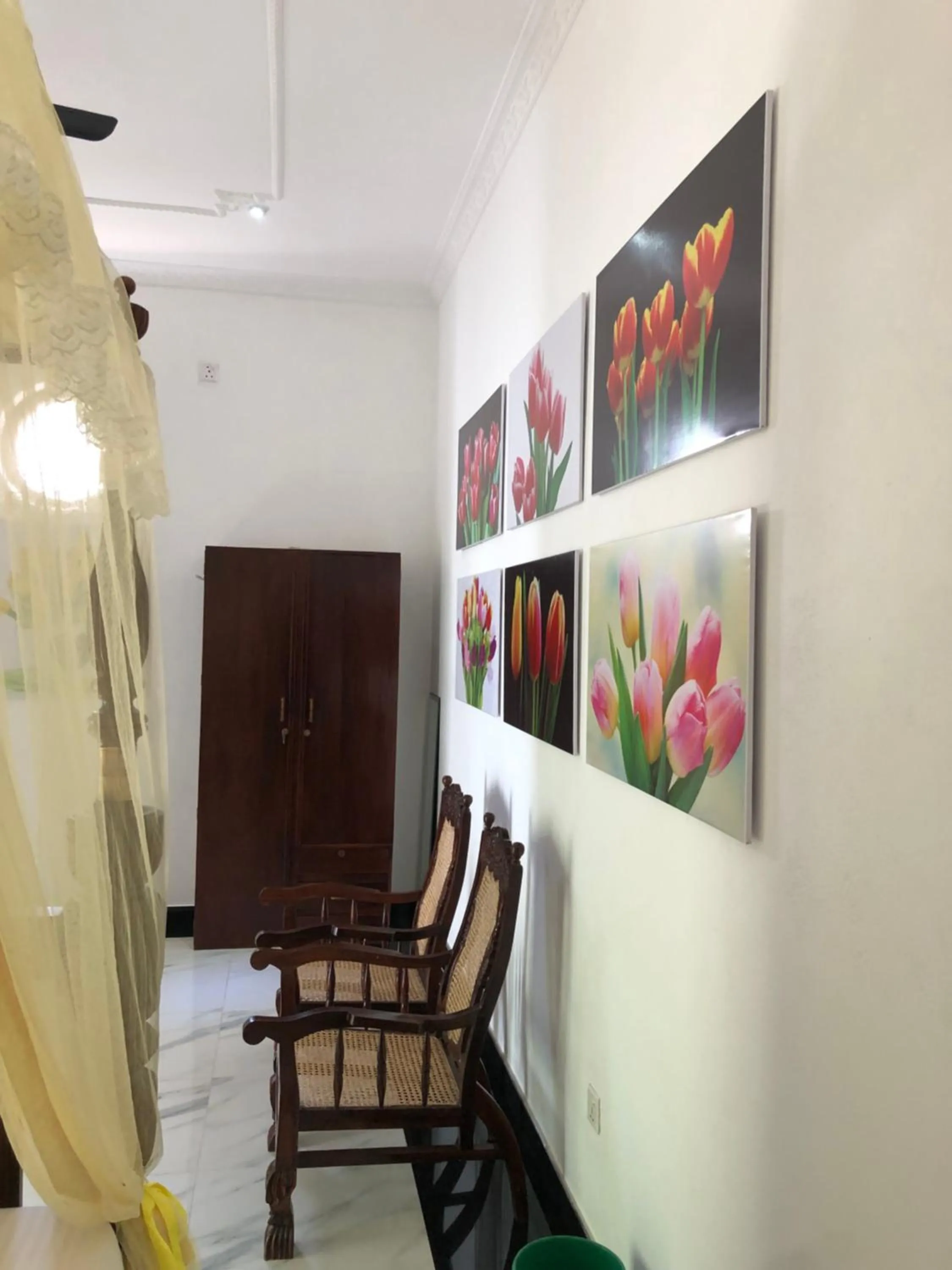 Seating area in SRI LANKAN VILLA