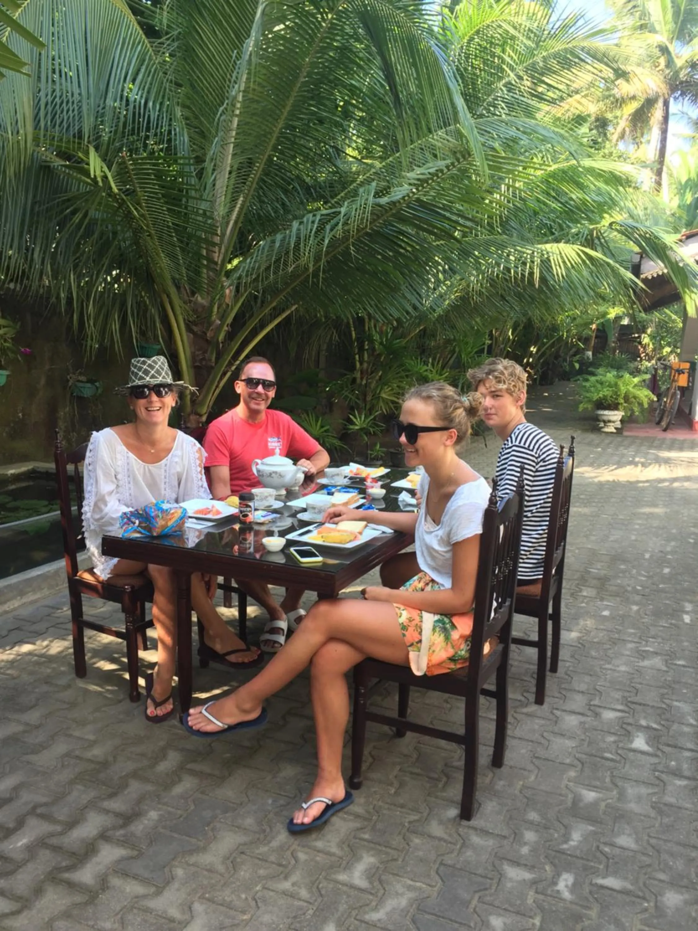 Coffee/tea facilities in SRI LANKAN VILLA