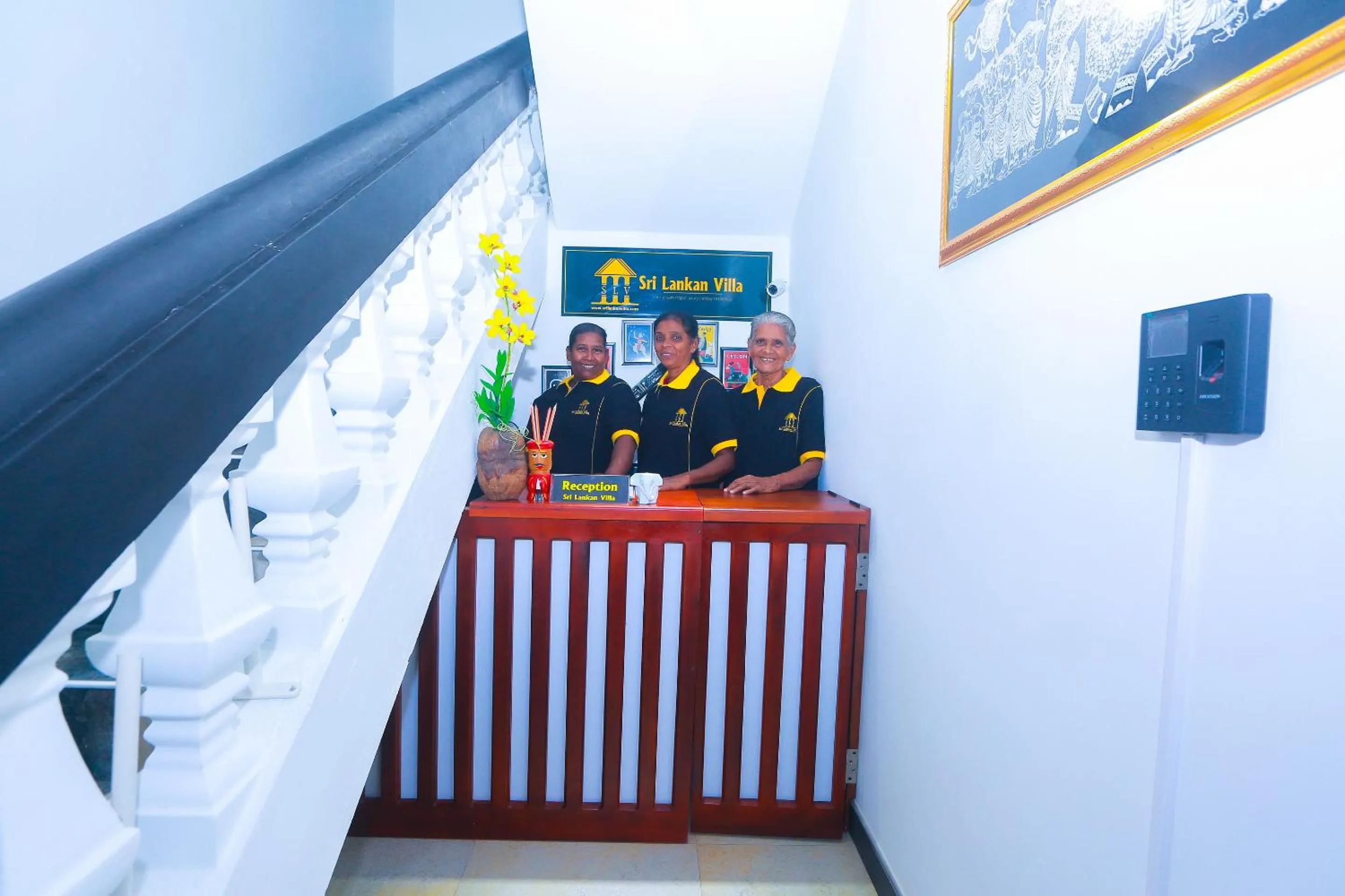 Staff in SRI LANKAN VILLA
