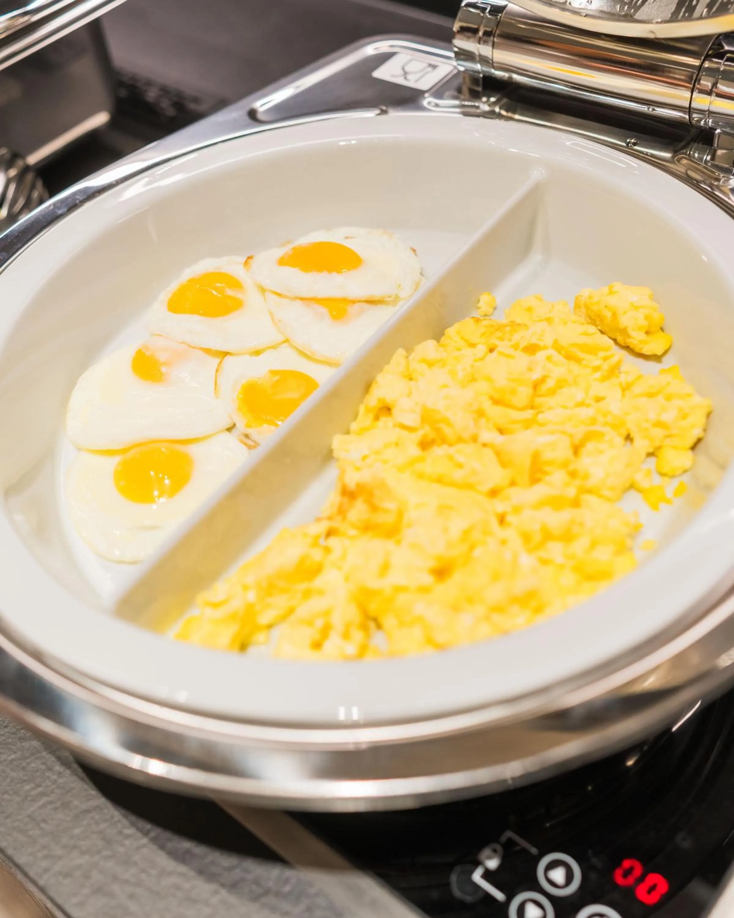 Buffet breakfast in Regency Hotel