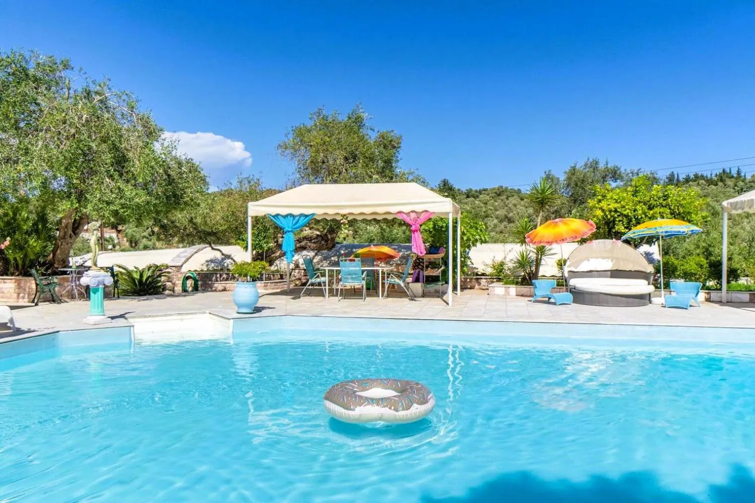 Garden in Paco's Resort Holiday Flats