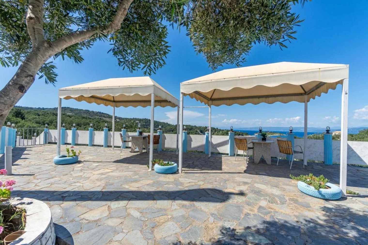 Patio in Paco's Resort Holiday Flats