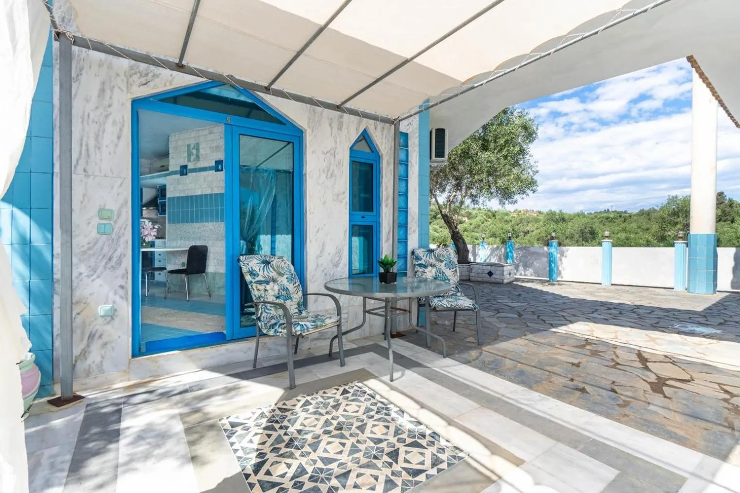 Patio in Paco's Resort Holiday Flats