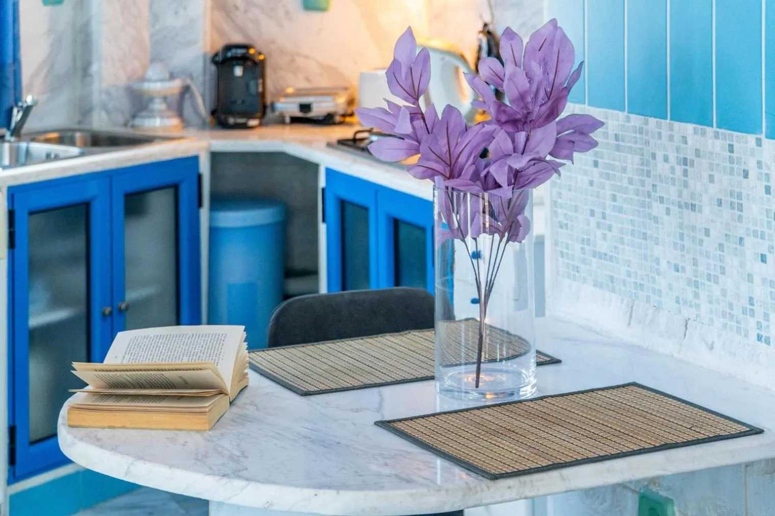 Kitchen or kitchenette in Paco's Resort Holiday Flats