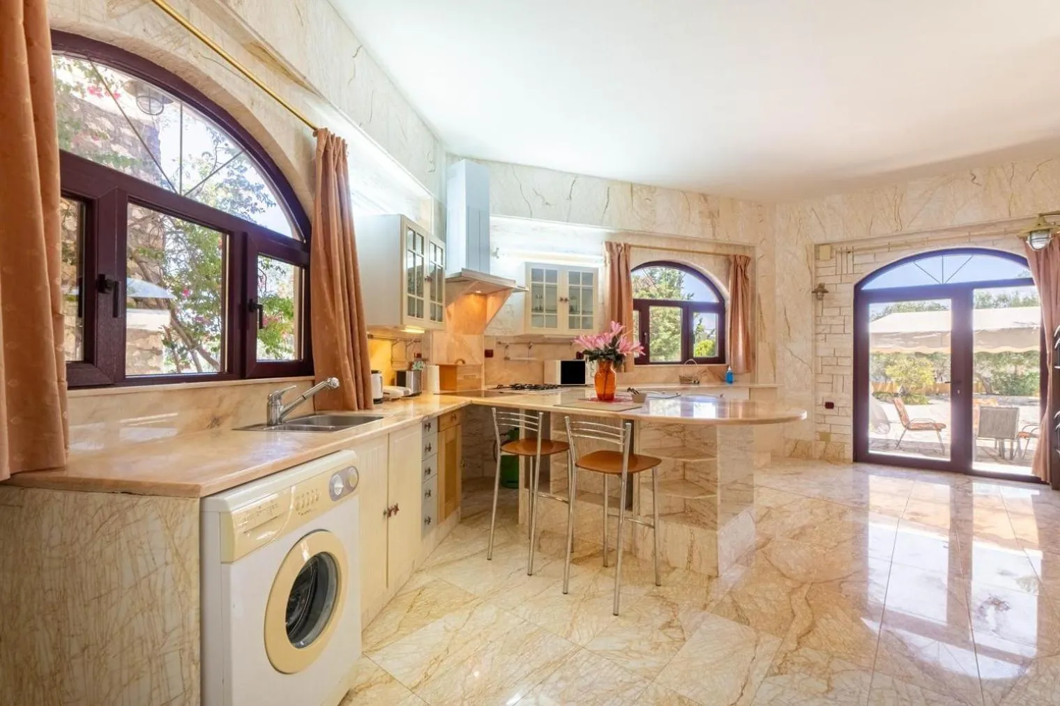 Kitchen or kitchenette in Paco's Resort Holiday Flats