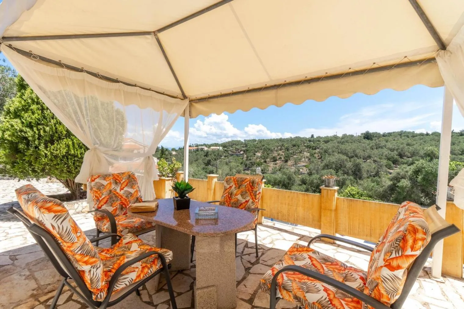 Patio in Paco's Resort Holiday Flats