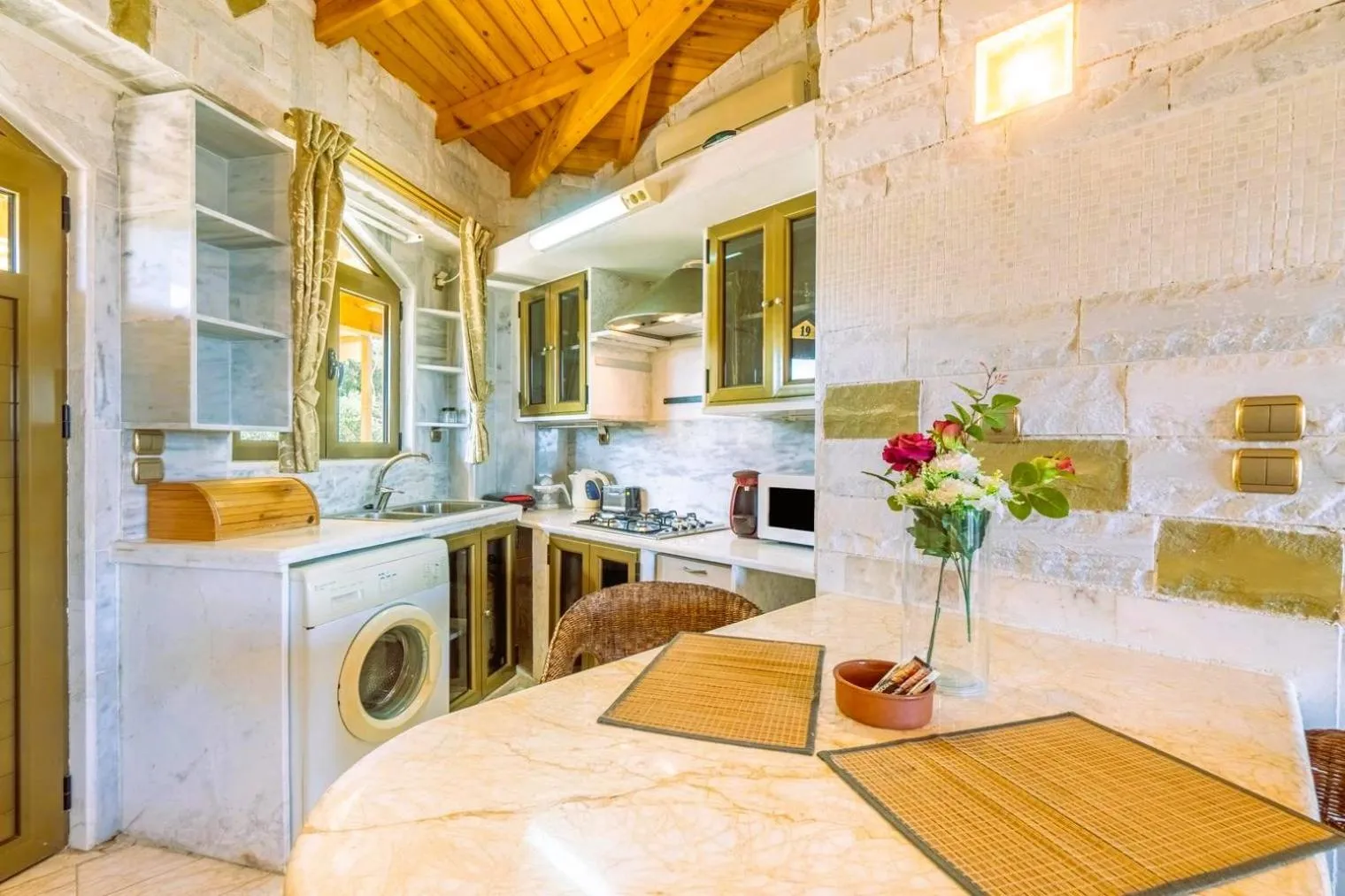 Kitchen or kitchenette in Paco's Resort Holiday Flats