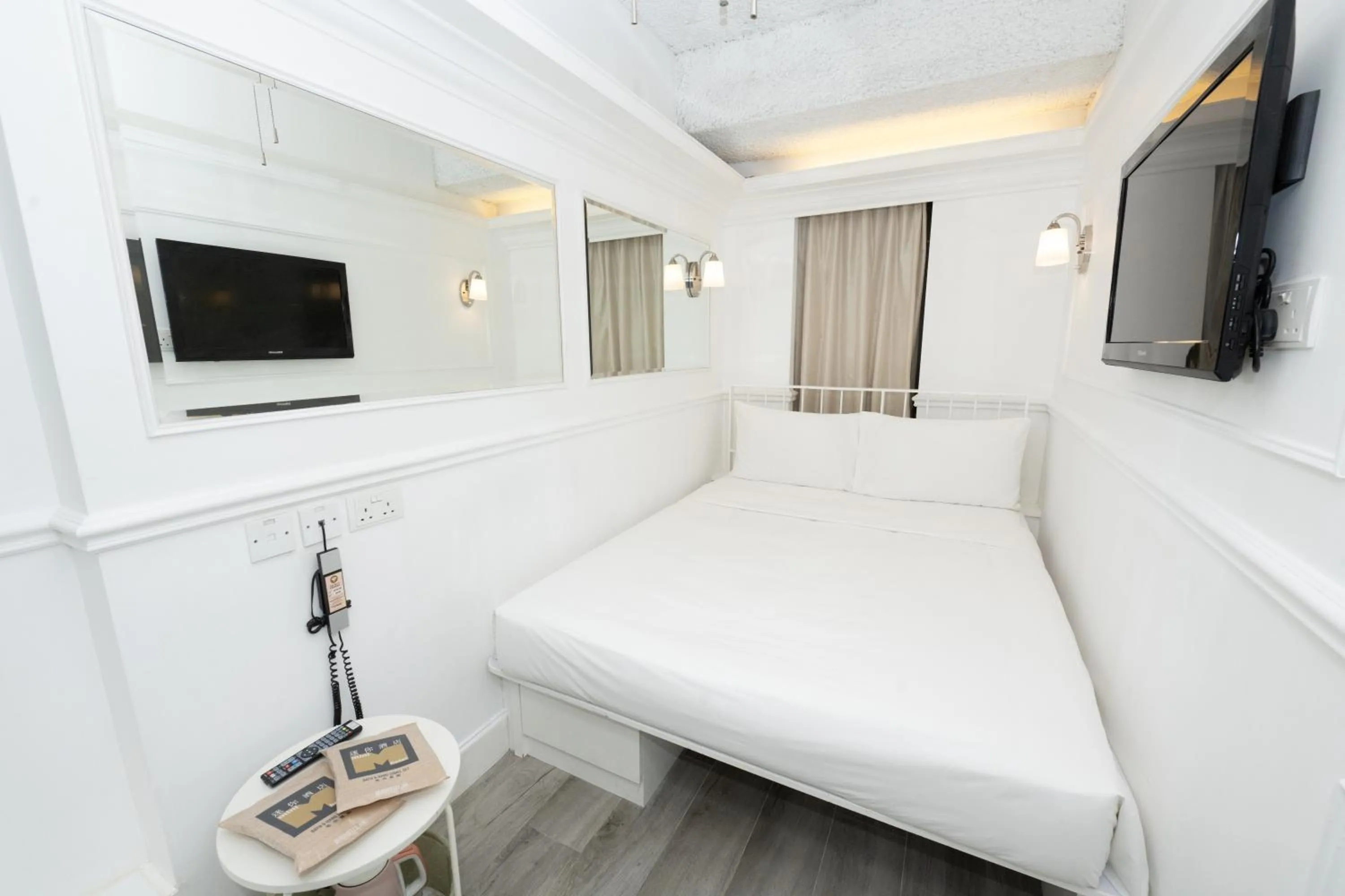 Bed in Mini Hotel Causeway Bay