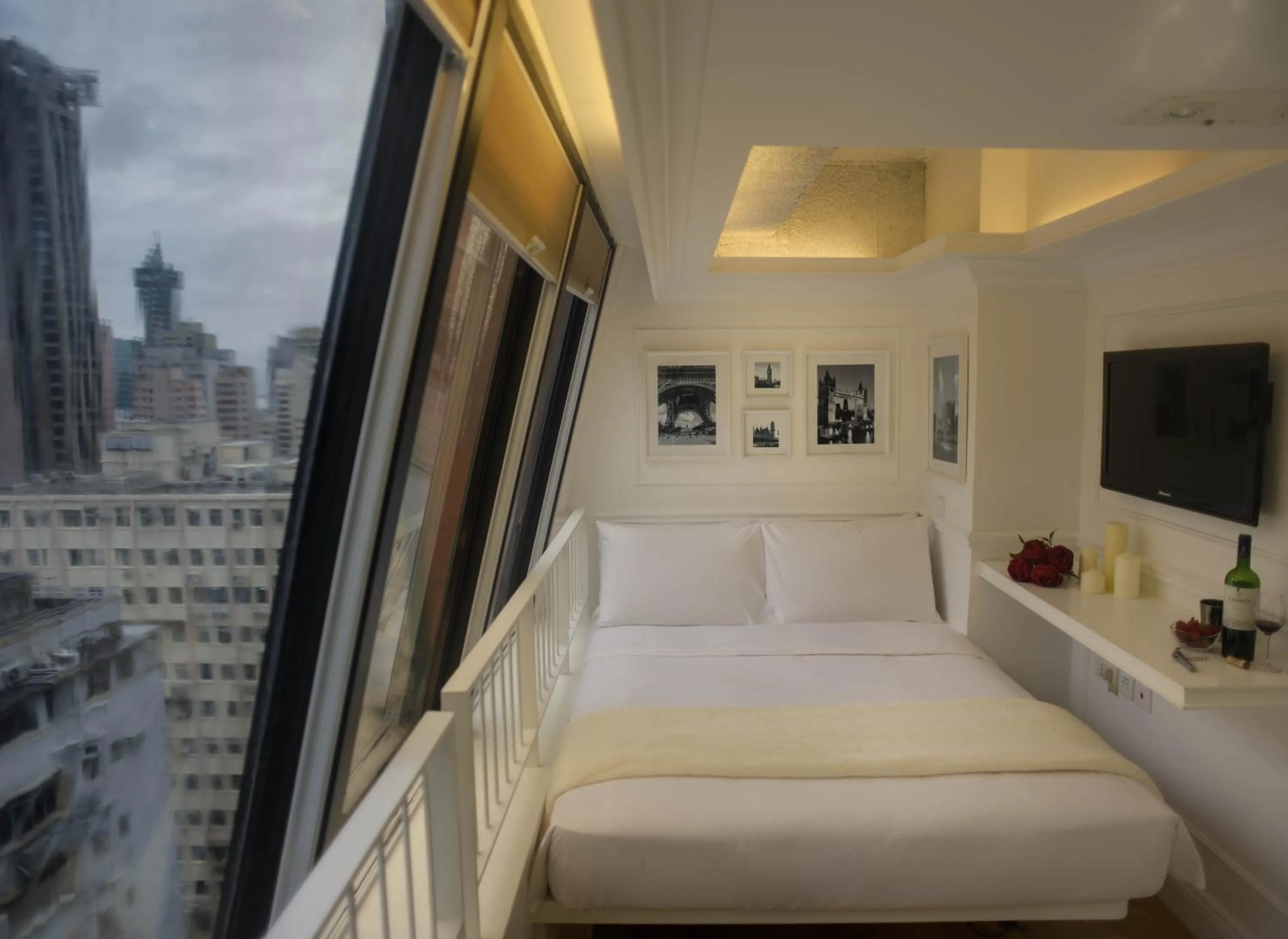 Bed in Mini Hotel Causeway Bay