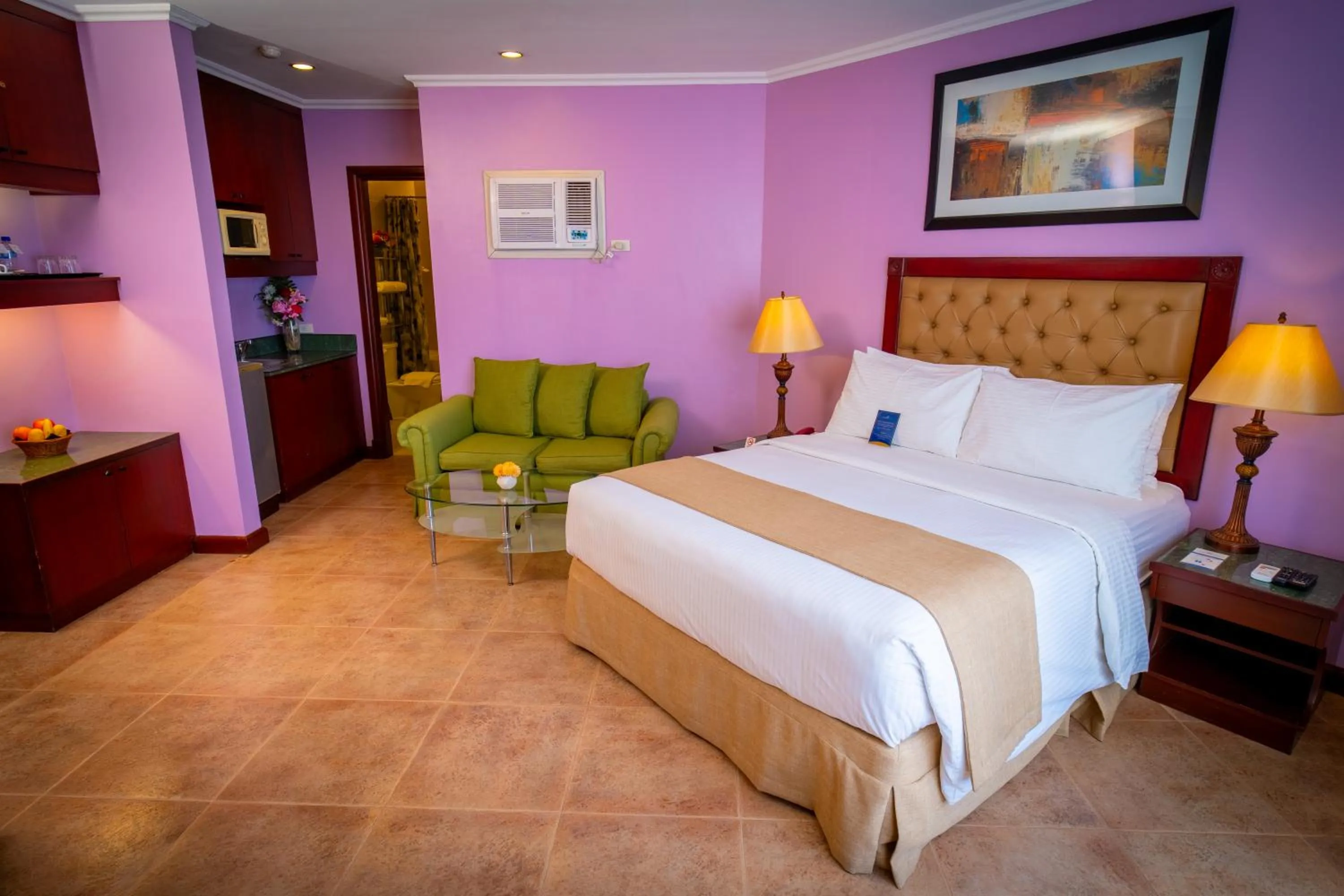 Bedroom, Bed in Royal Bellagio Hotel