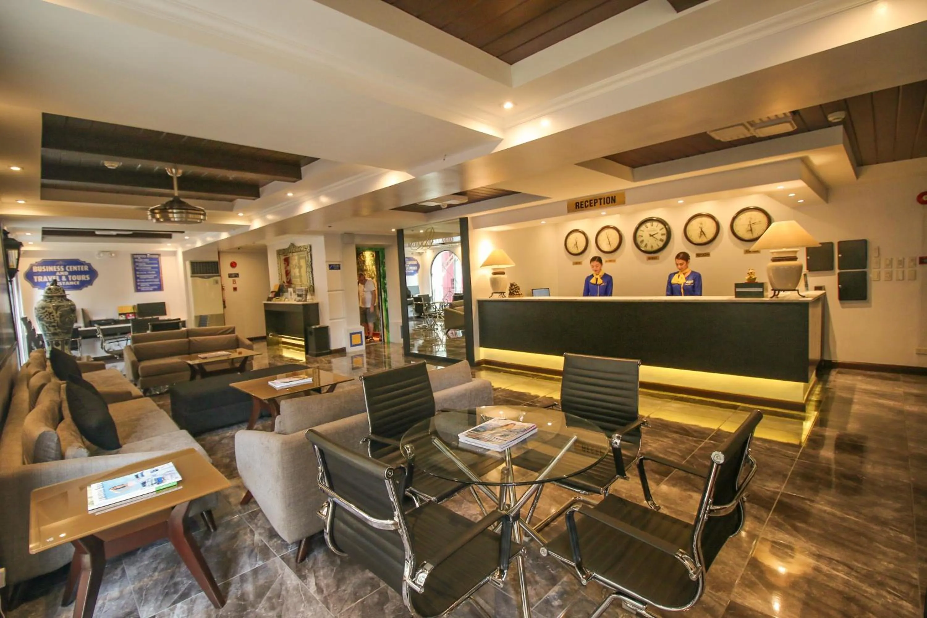 Lobby or reception in Royal Bellagio Hotel