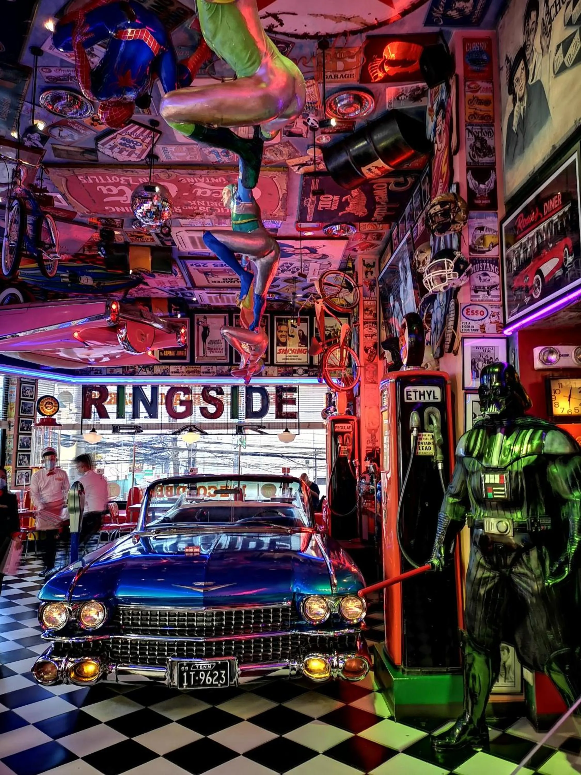 Restaurant/places to eat in Royal Bellagio Hotel