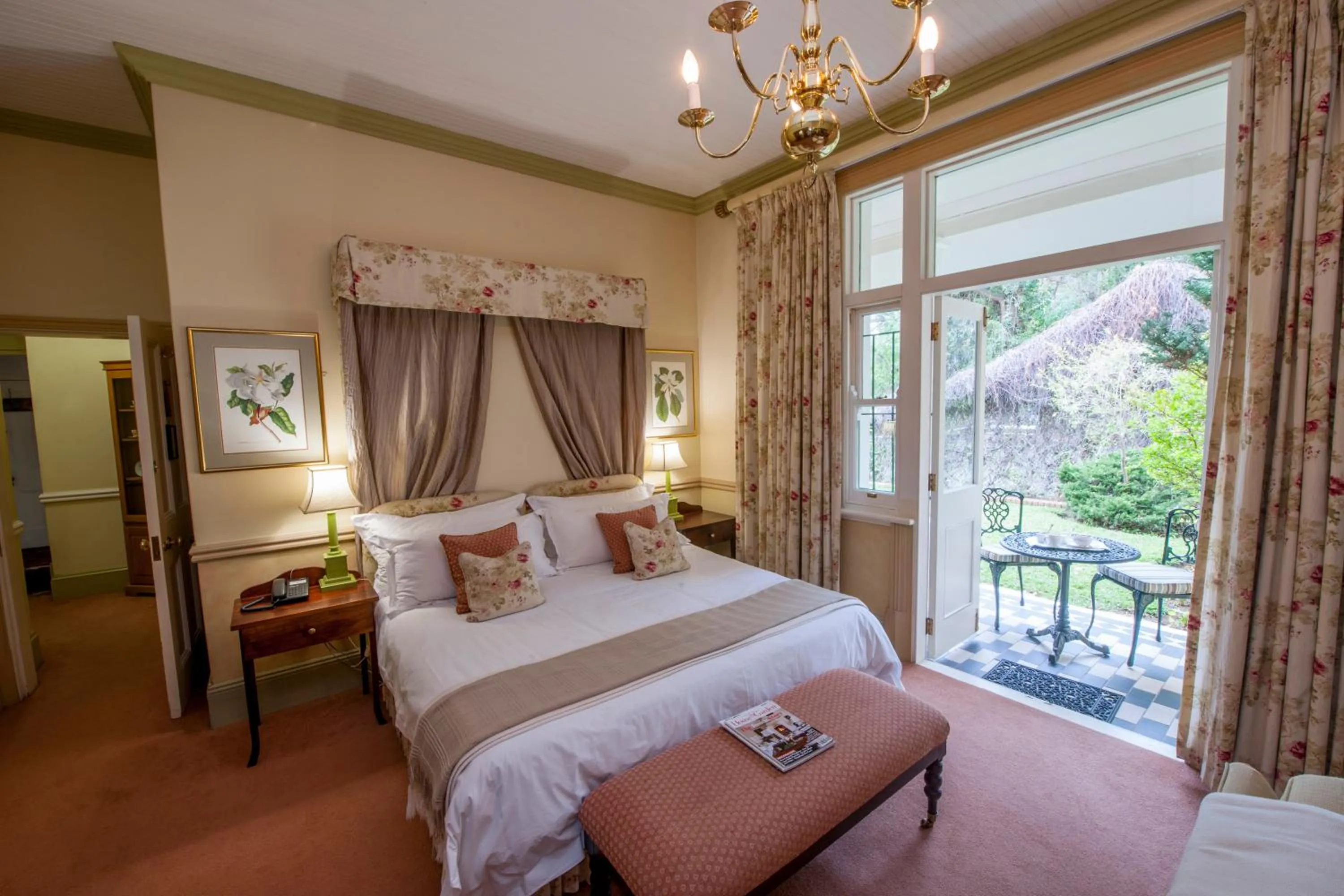 Decorative detail, Bed in Hacklewood Hill Country House