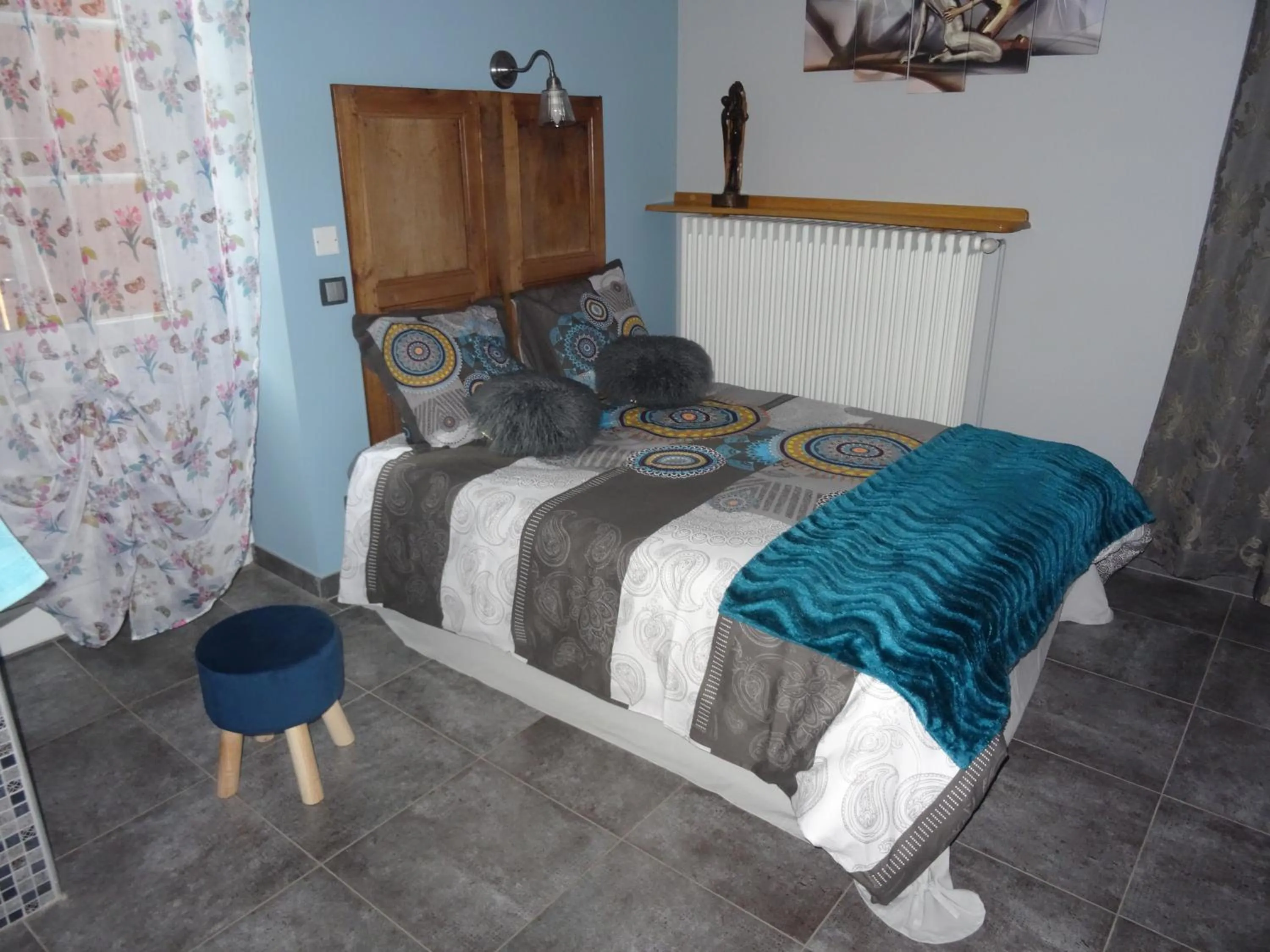 Bed in LA BELLE D'ANTAN