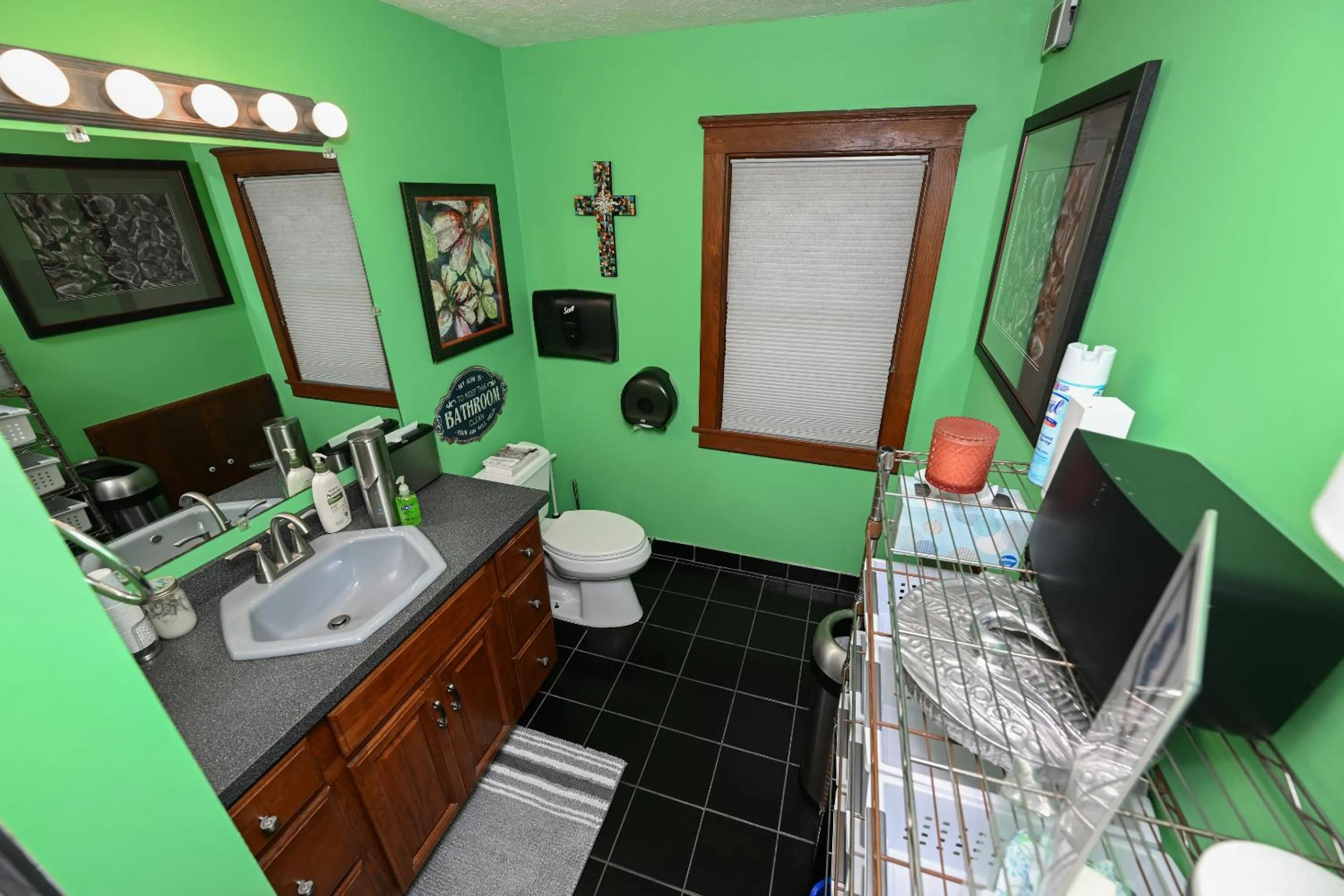 Toilet in Berrodin Bed & Breakfast