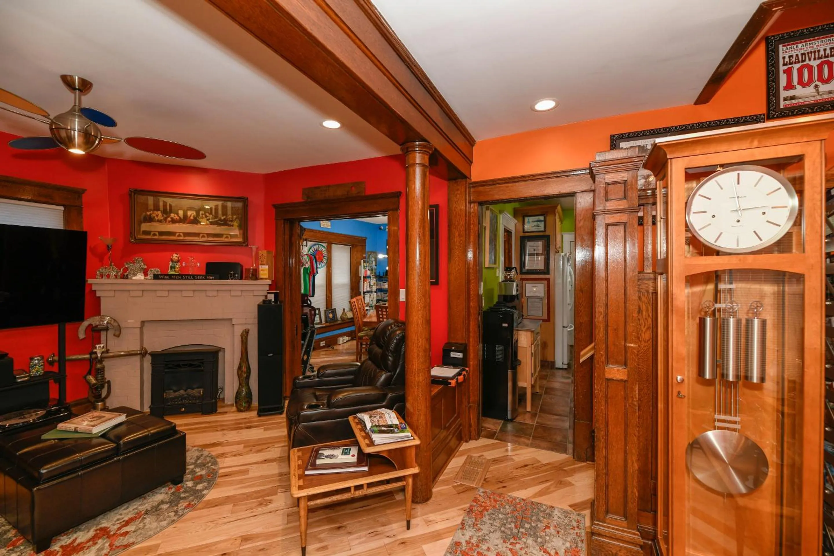 Communal lounge/ TV room in Berrodin Bed & Breakfast