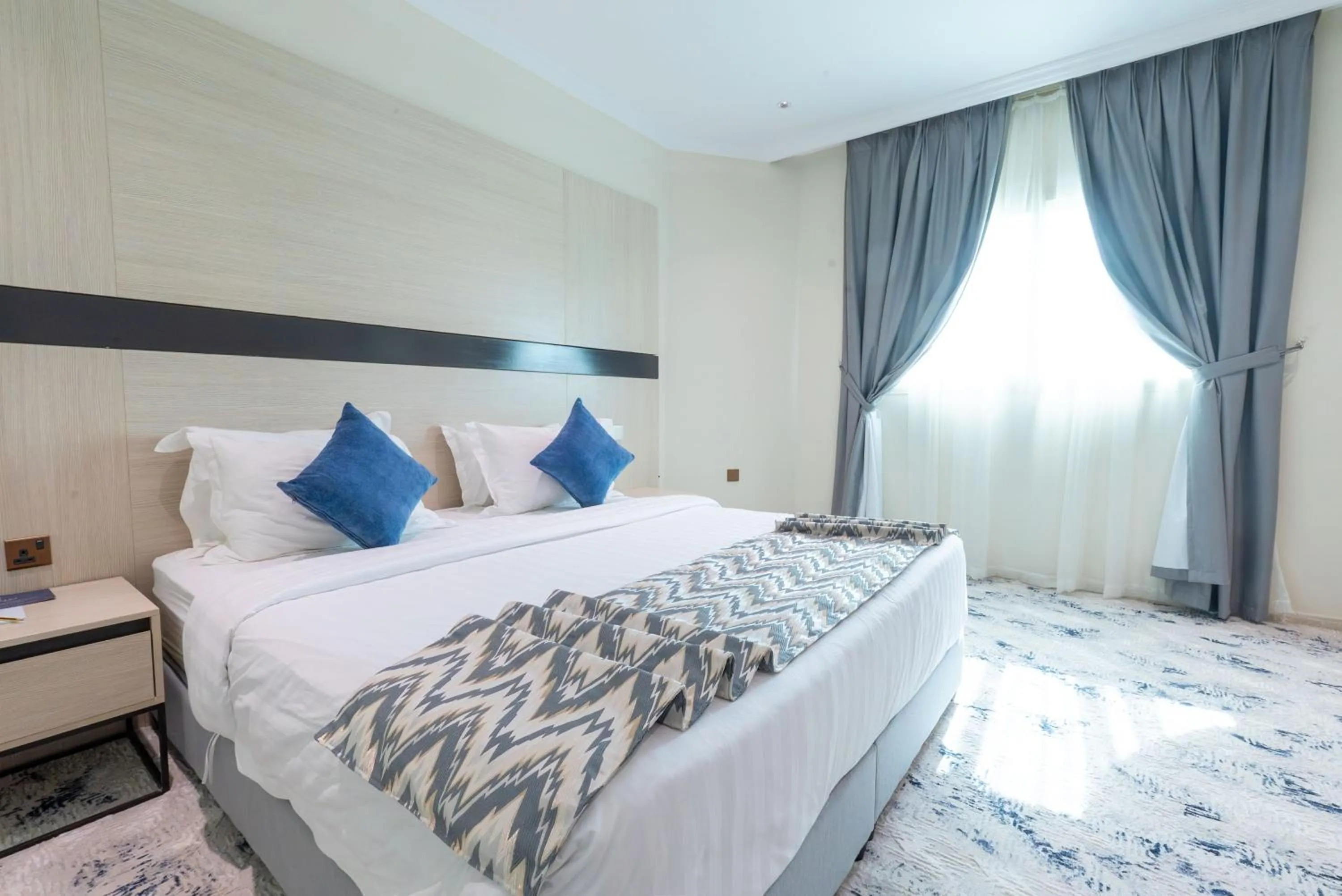 Bed in Continent Sumou Hotel Al Khobar