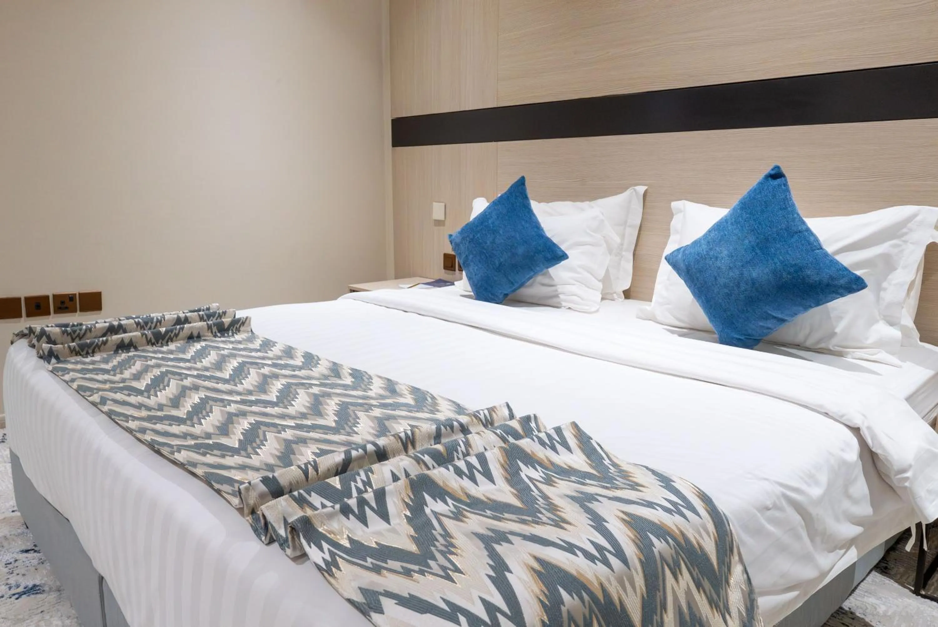 Bed in Continent Sumou Hotel Al Khobar