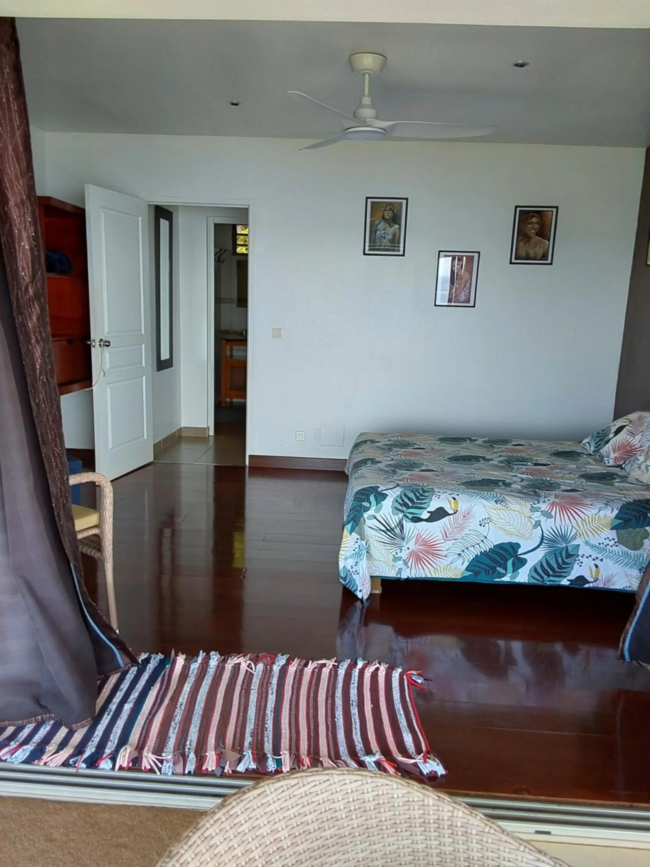 Bedroom, Bed in Faré Mahi Mahi