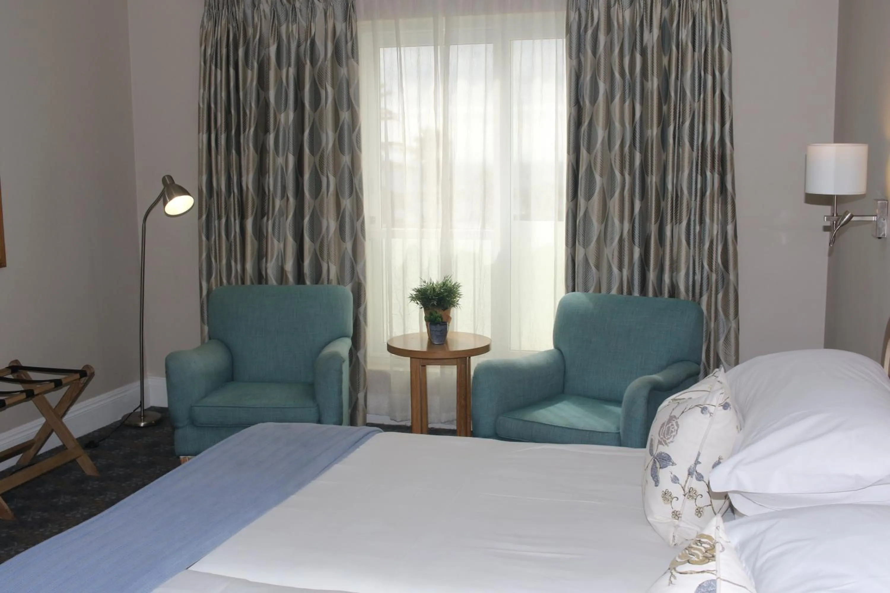 Bedroom, Bed in The Beach Hotel