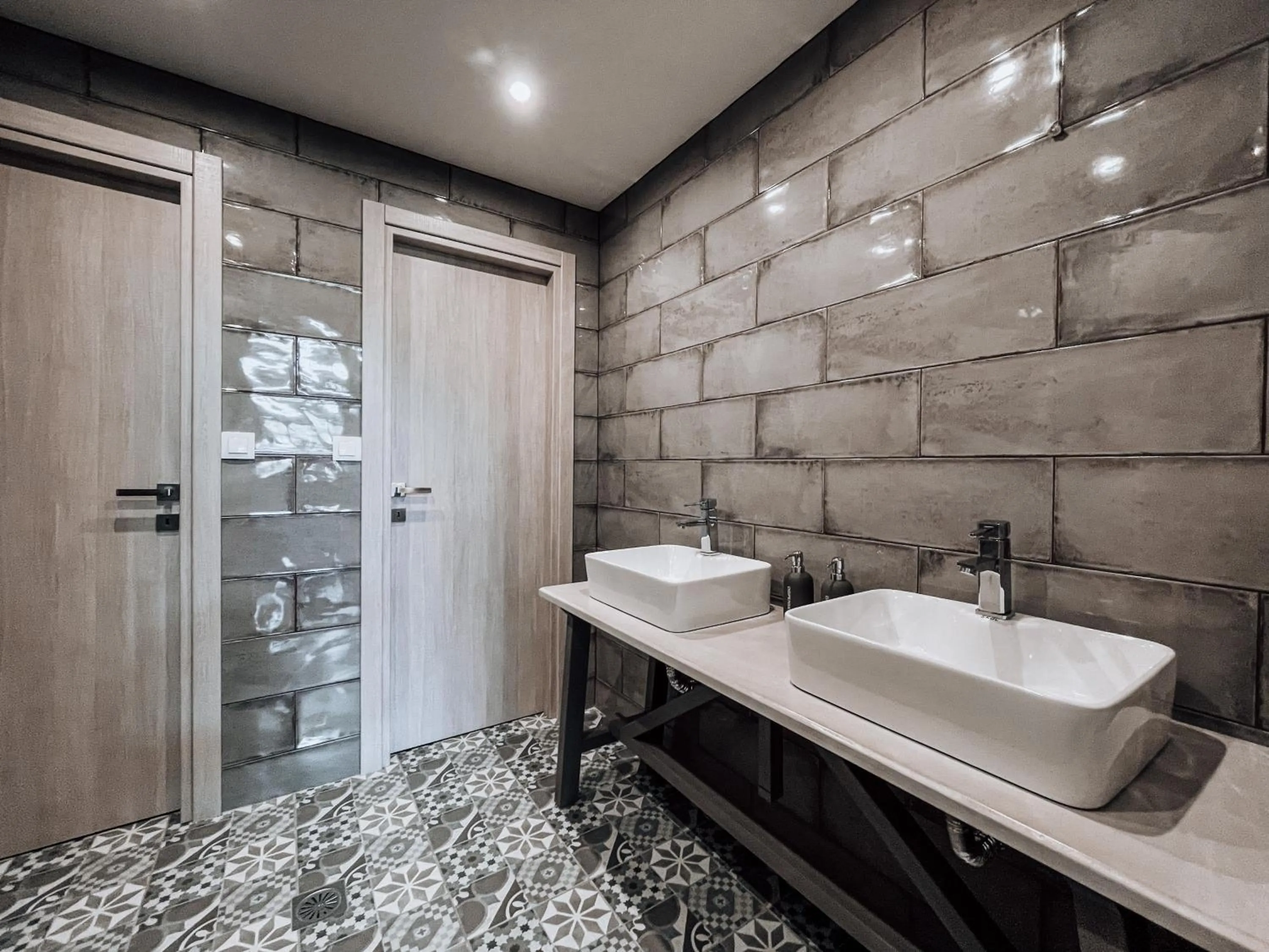 Bathroom in Hotel Eleni