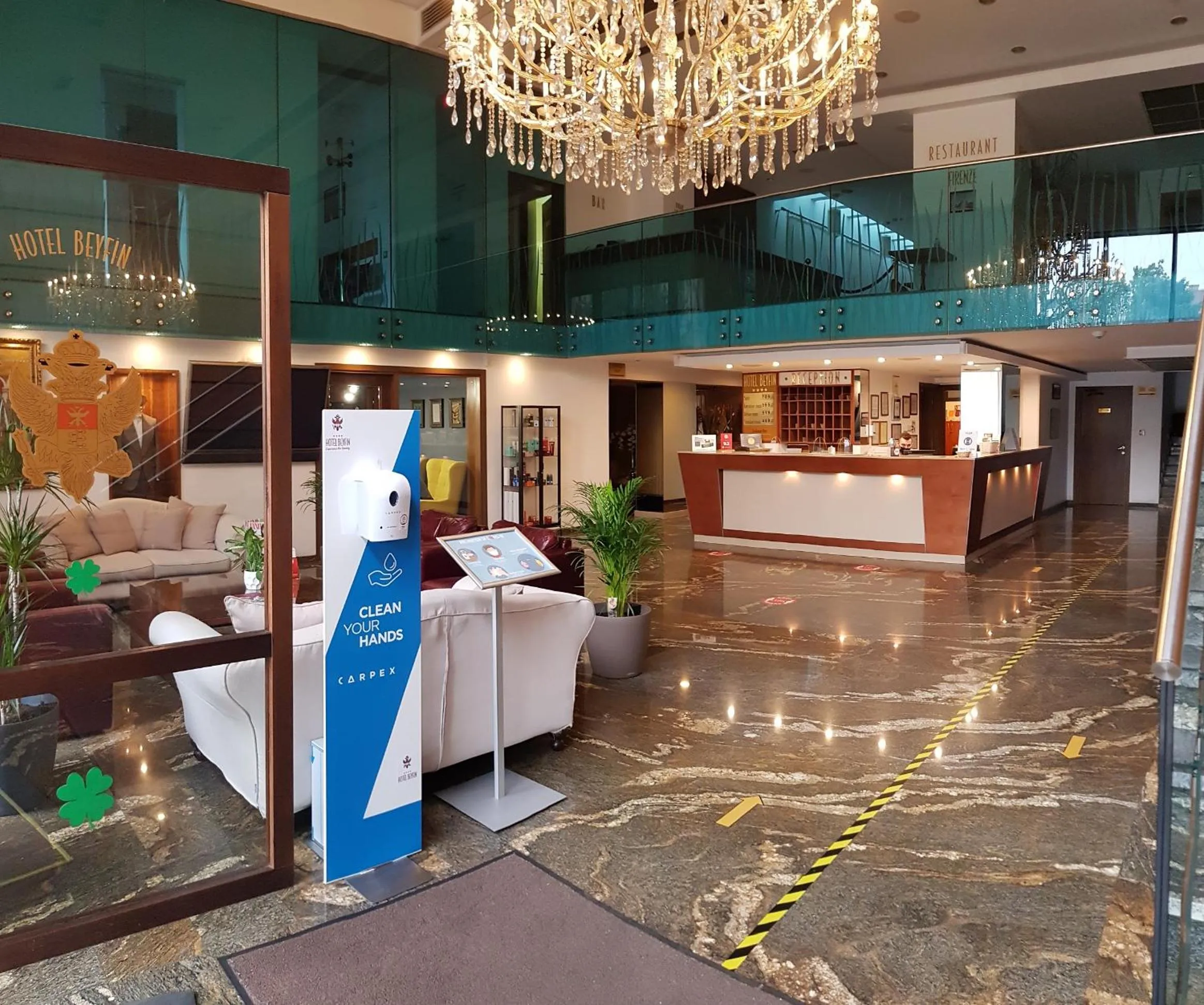 Lobby or reception in Hotel Beyfin