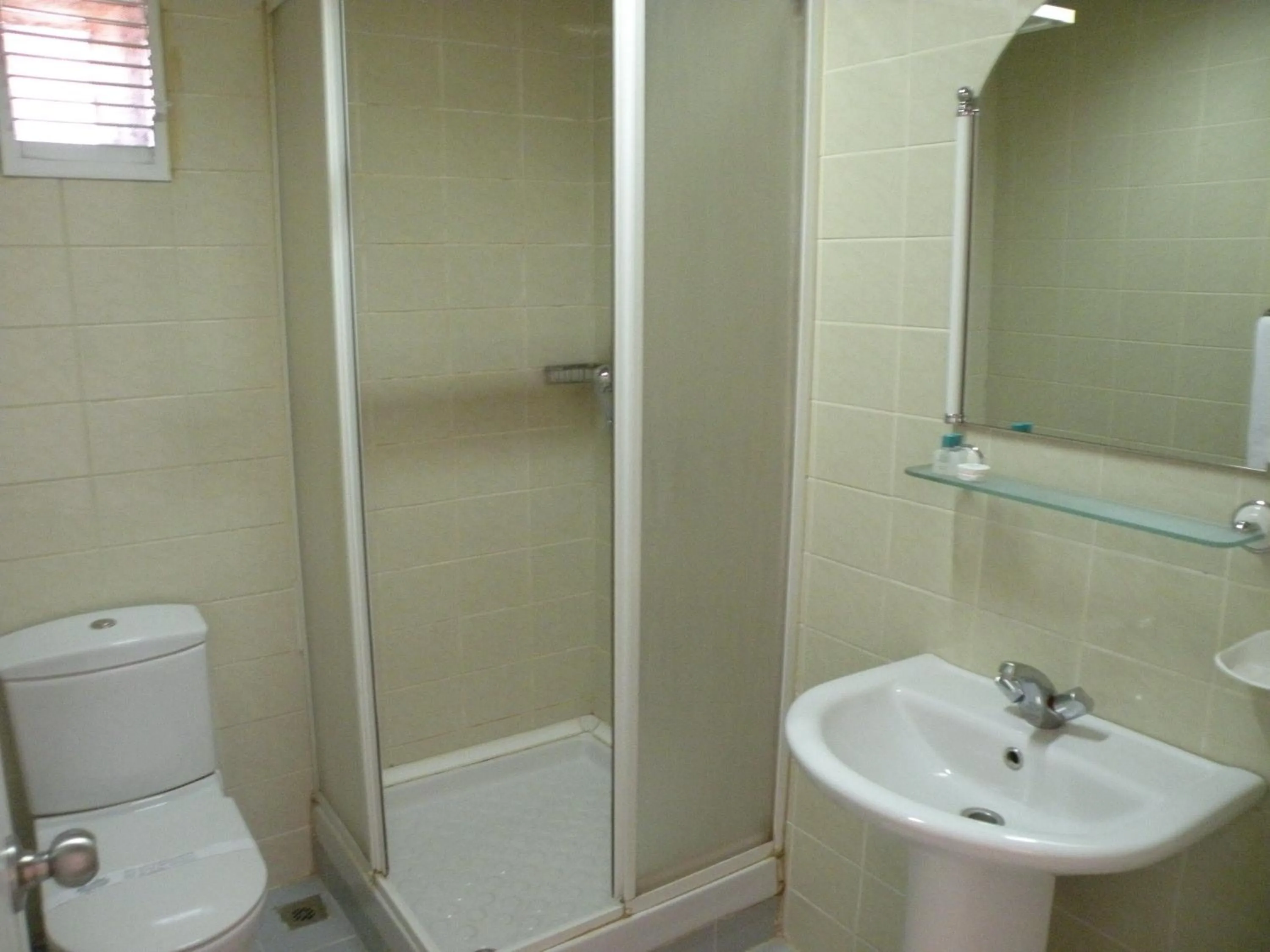 Shower in First Apart Residence