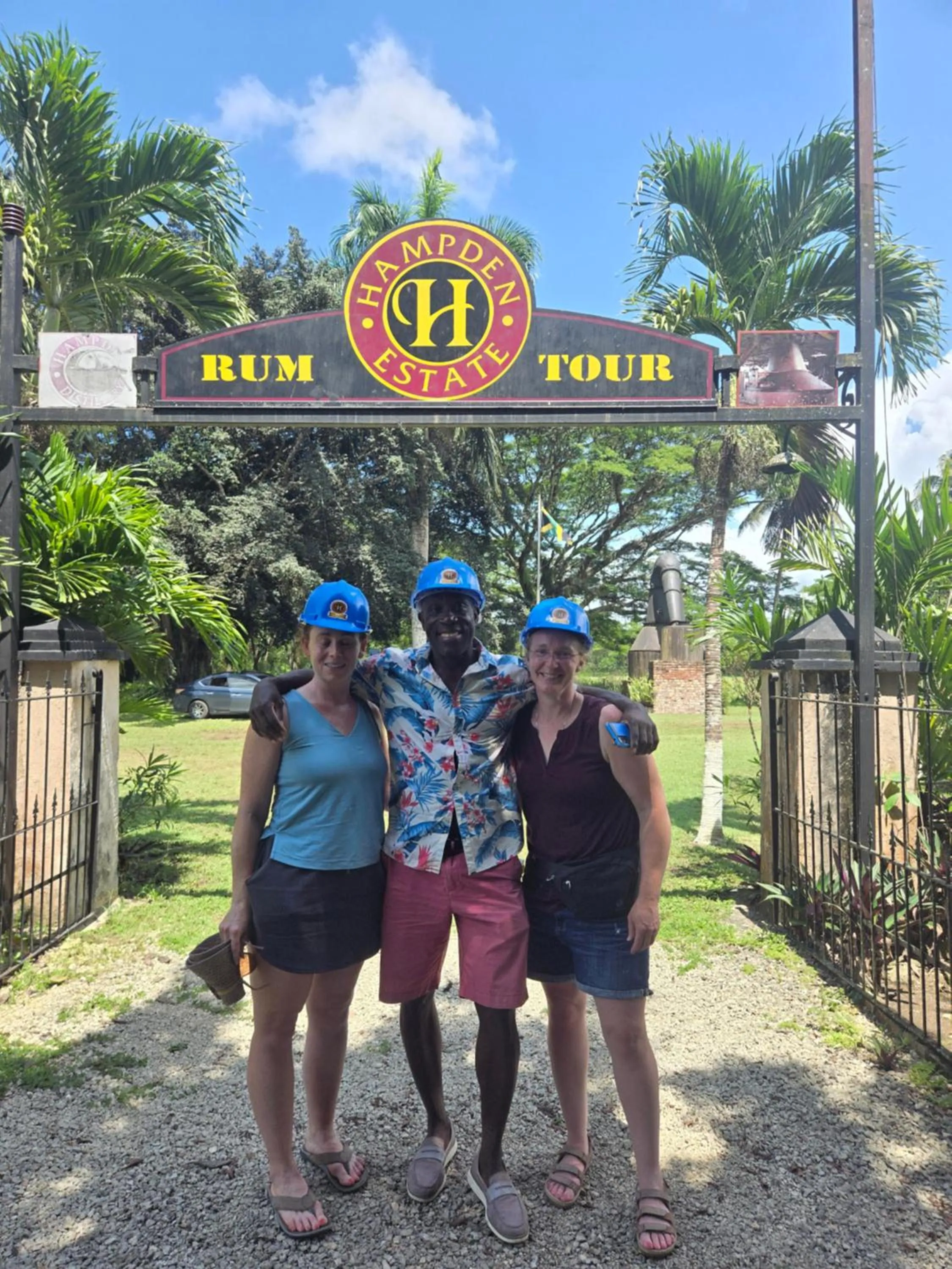 Takuma Boutque Hotel Hotel Rooms & Suites