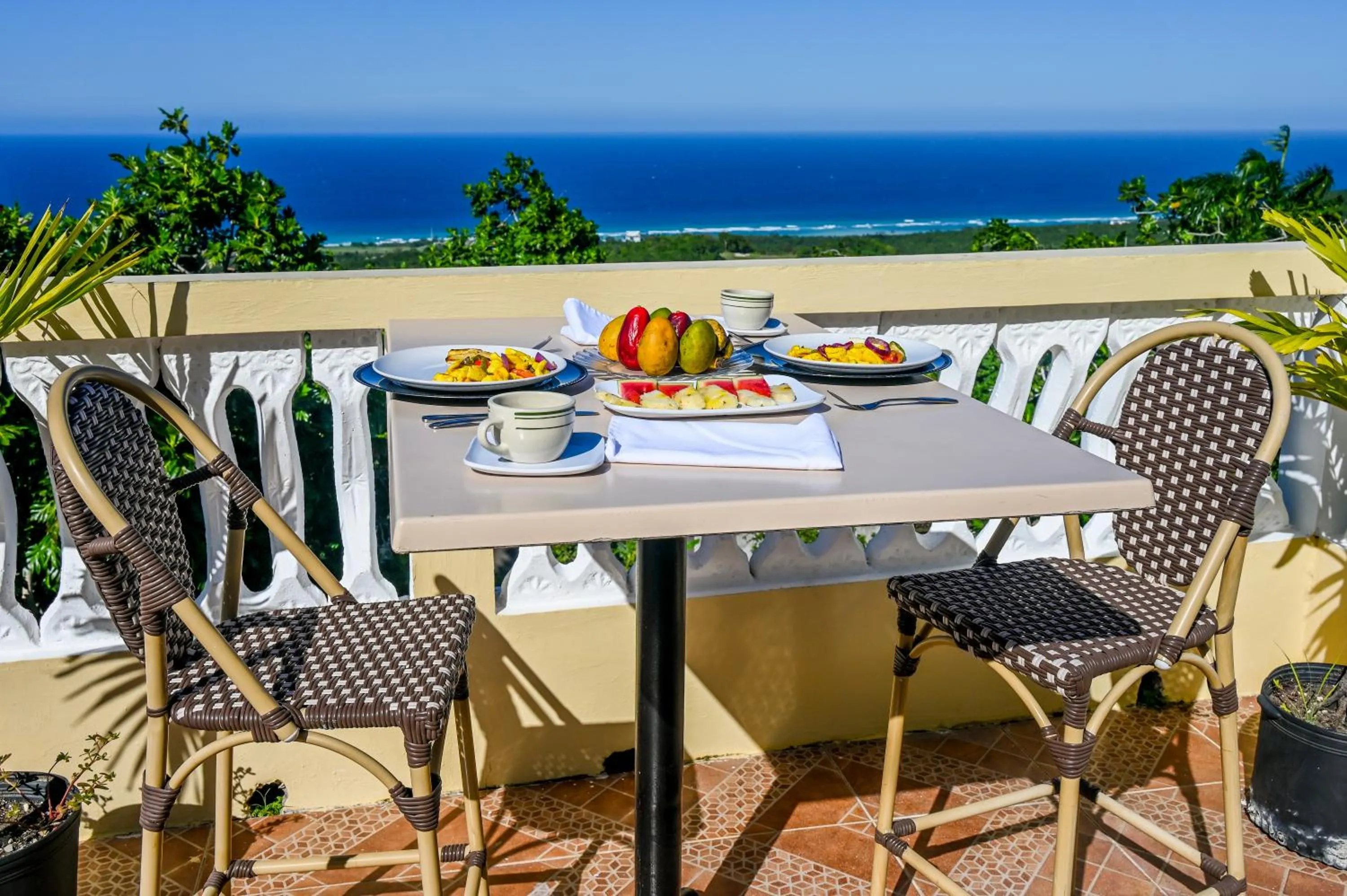 Property building in Takuma Boutque Hotel Hotel Rooms & Suites