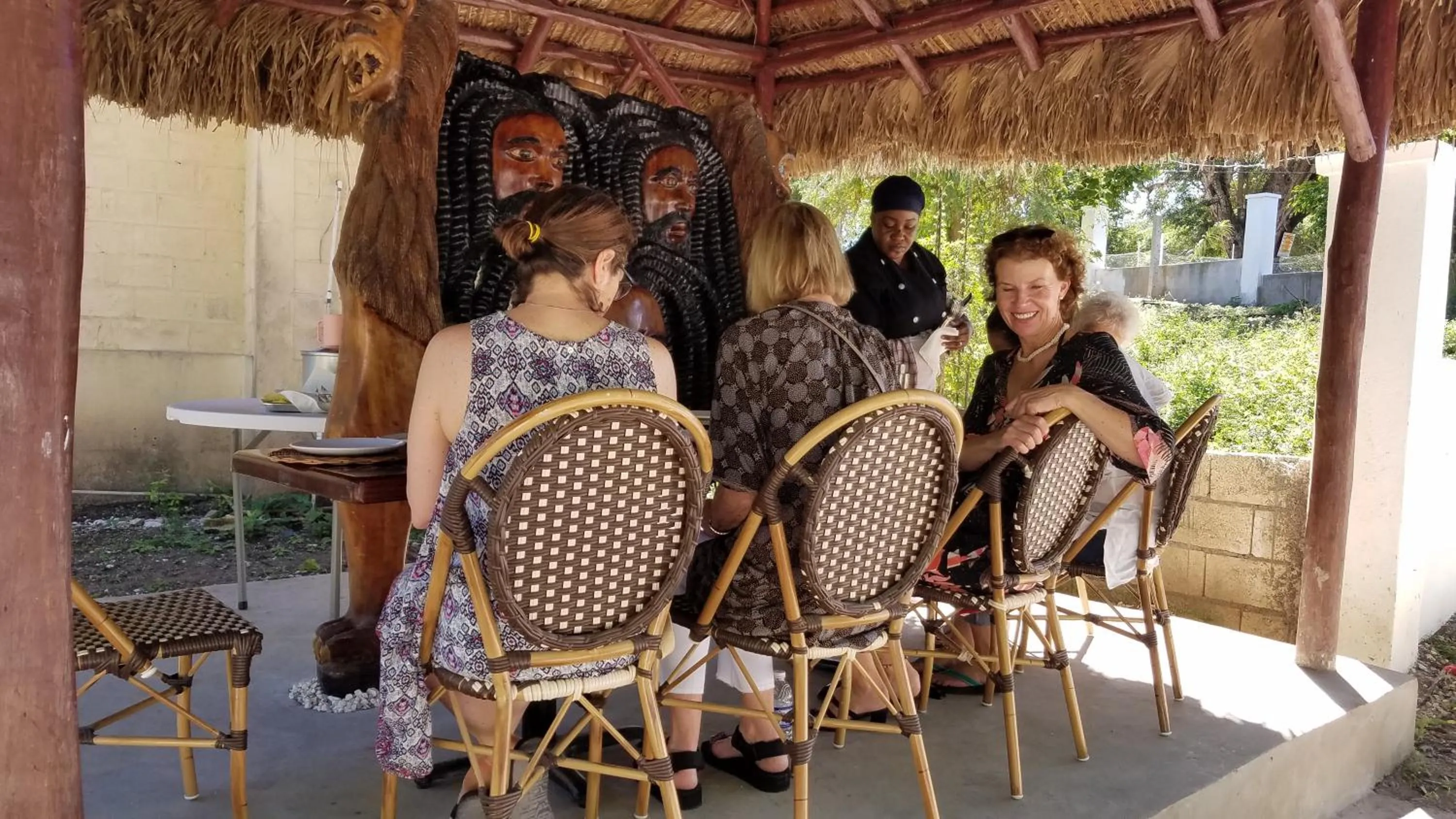 Property building in Takuma Boutque Hotel Hotel Rooms & Suites