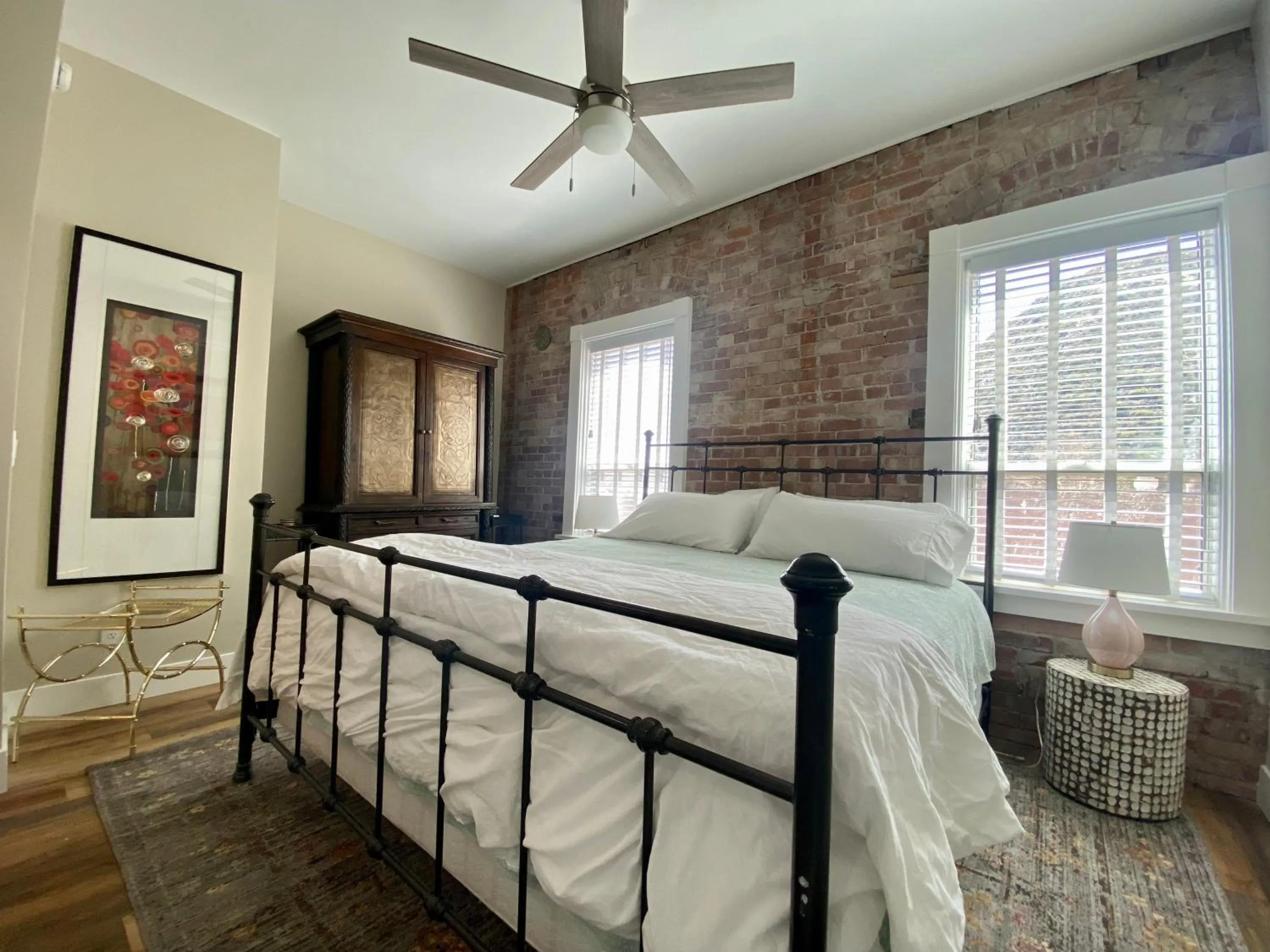 Bedroom, Bed in Bisbee Brownstone Suites