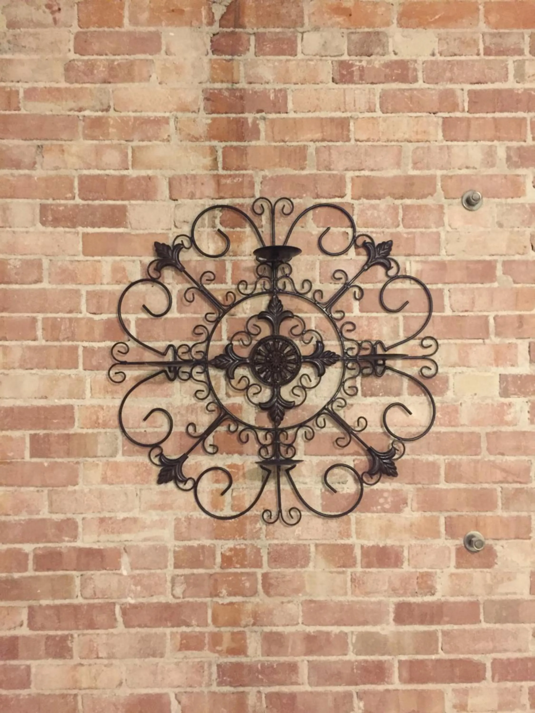 Decorative detail in Bisbee Brownstone Suites