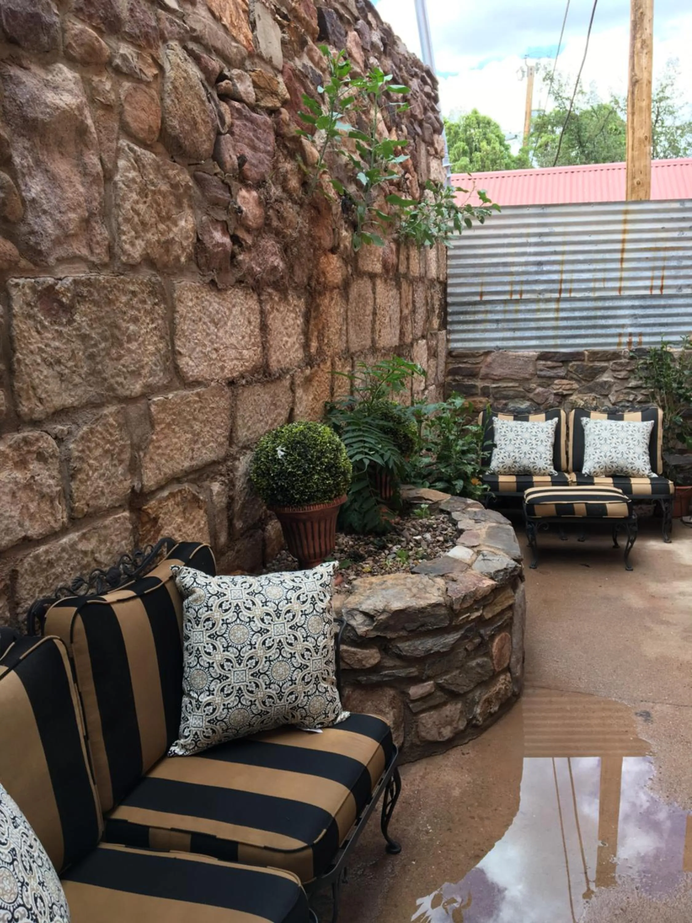 Patio in Bisbee Brownstone Suites