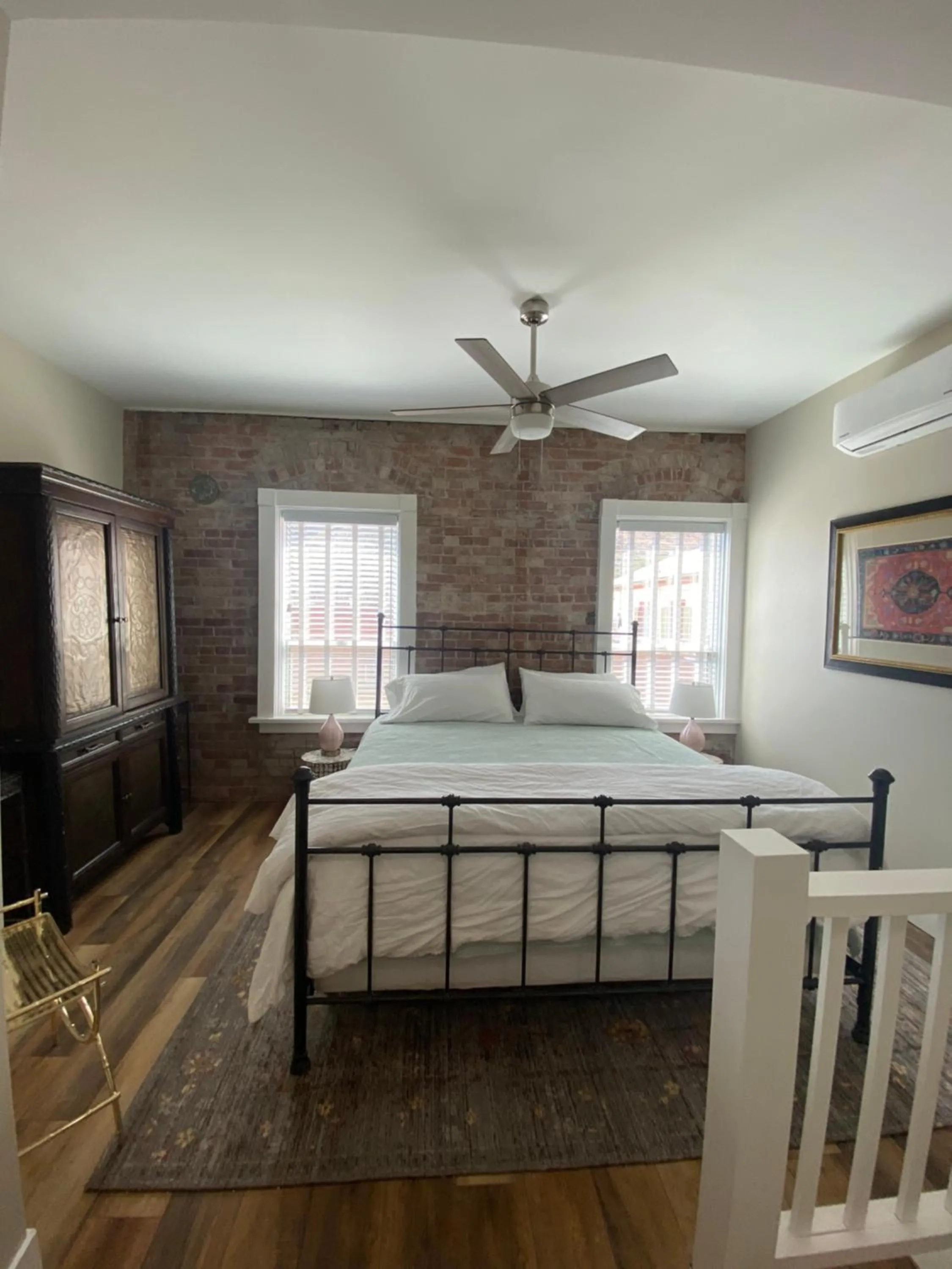 Bedroom, Bed in Bisbee Brownstone Suites