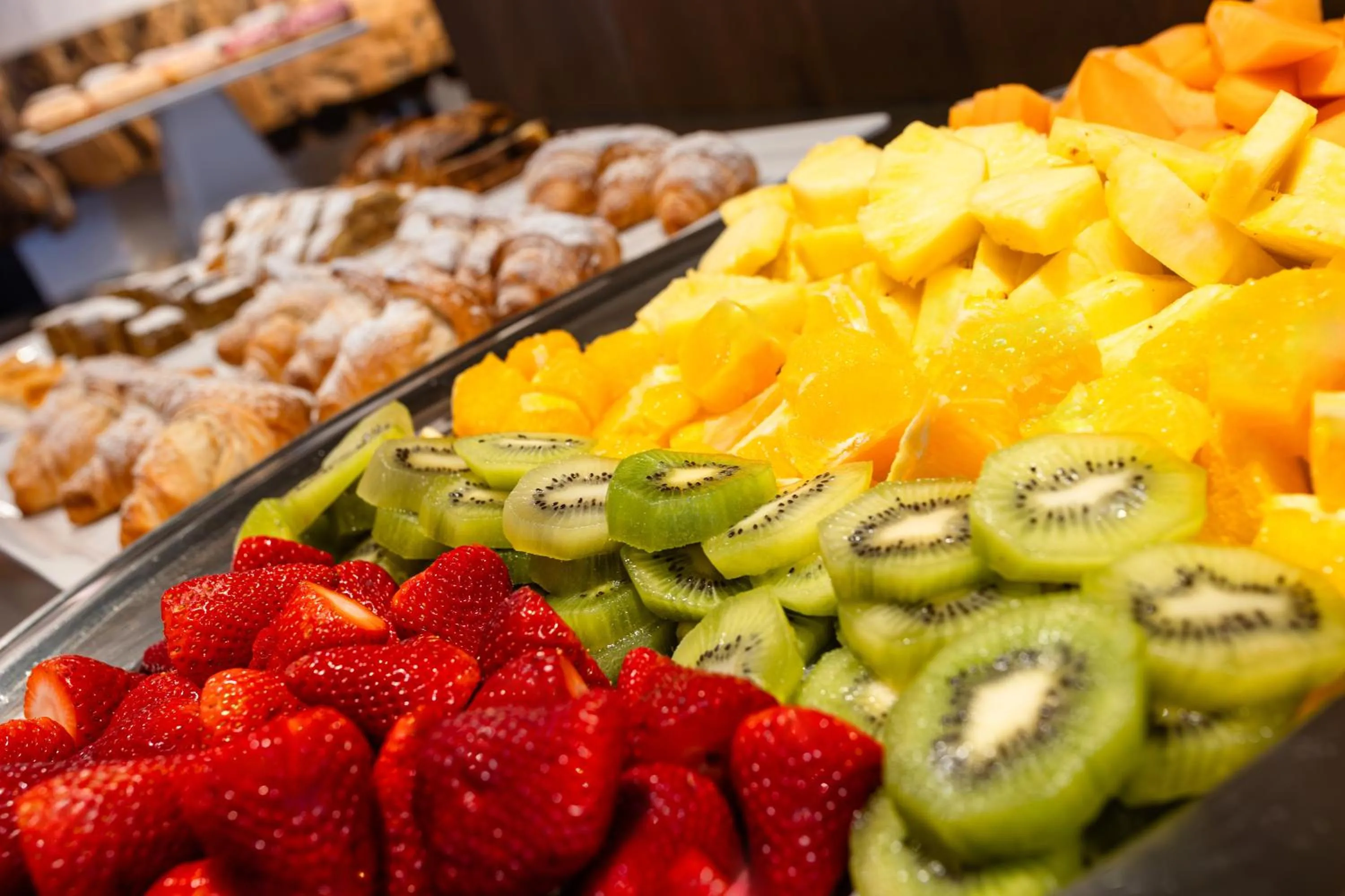 Breakfast in Hotel Hell