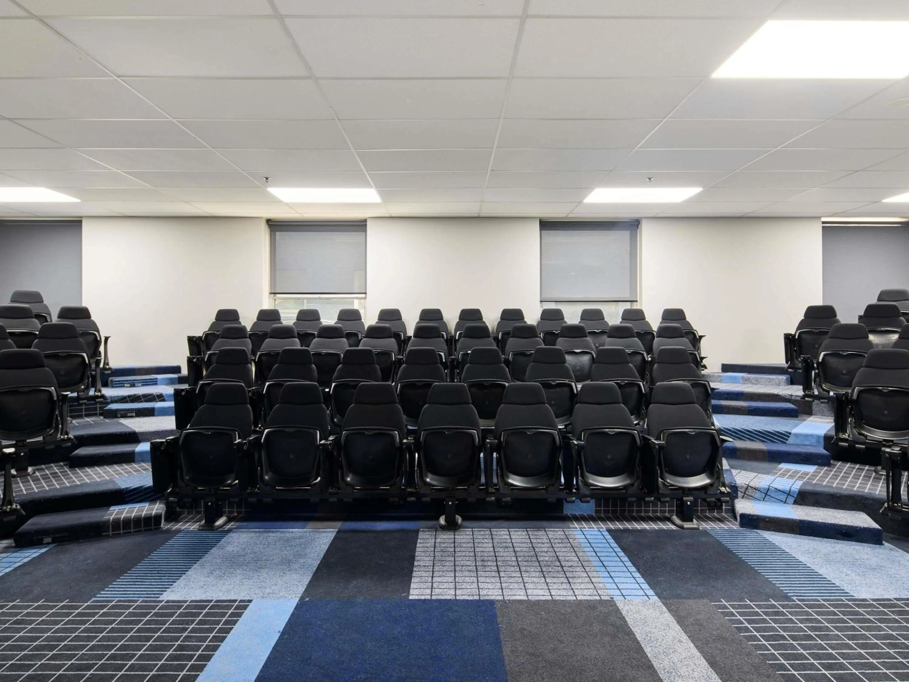 Meeting/conference room in Novotel Melbourne Preston