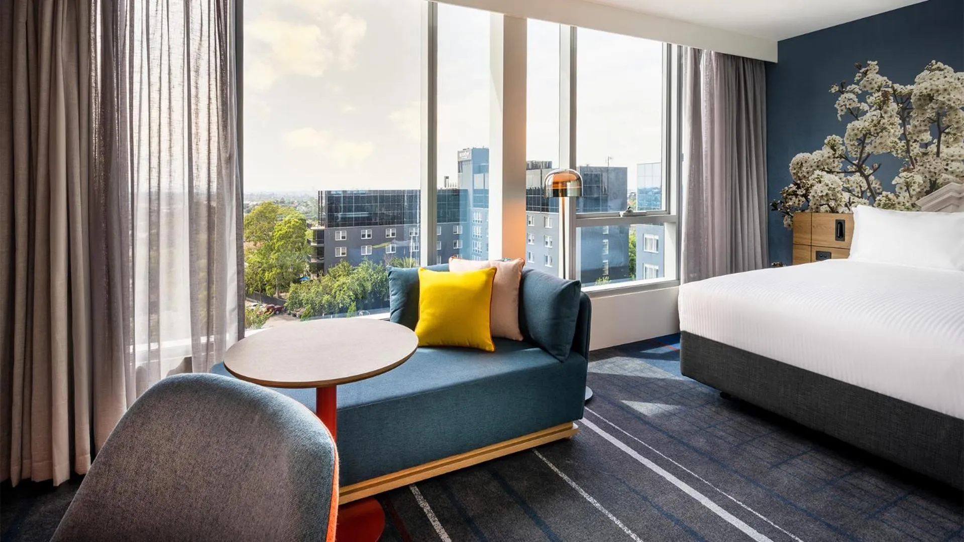 Bed in Novotel Melbourne Preston