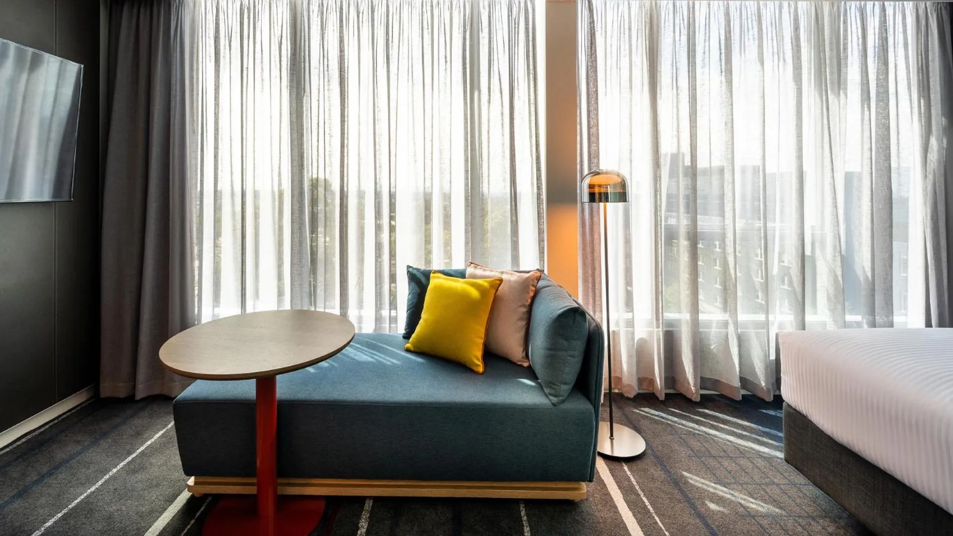 Bed in Novotel Melbourne Preston