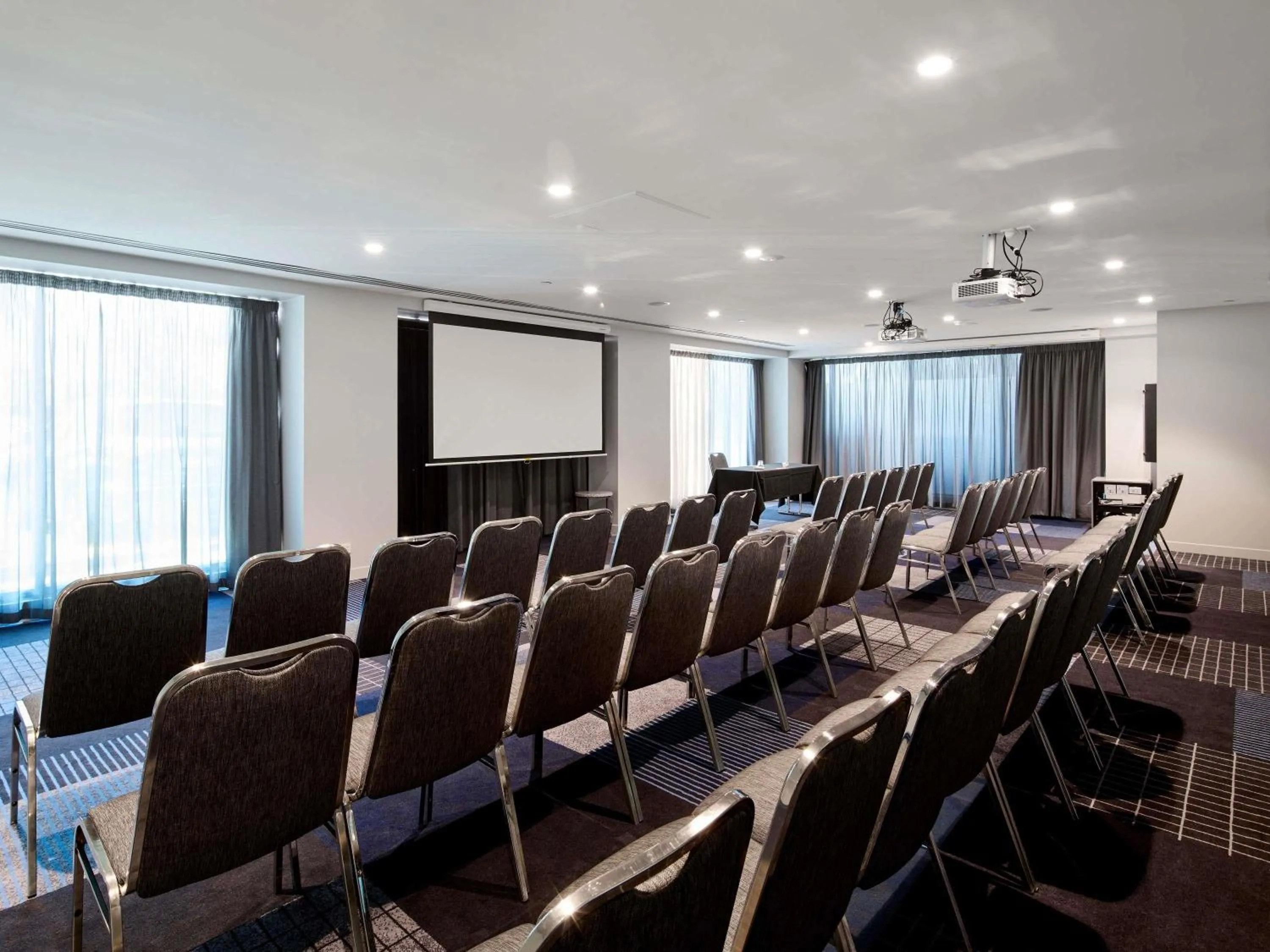 Meeting/conference room in Novotel Melbourne Preston