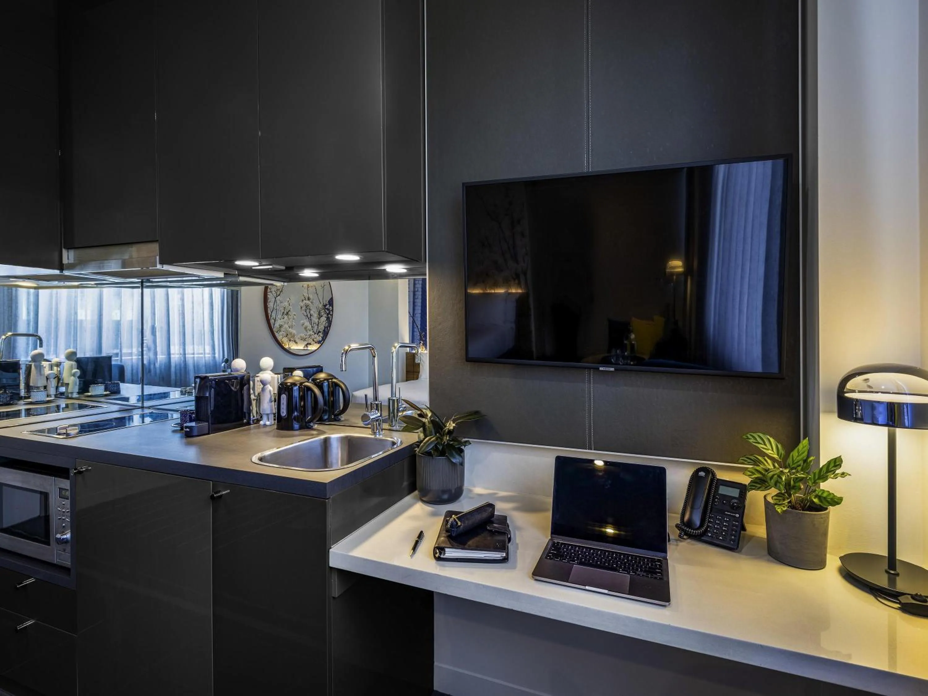 Bedroom in Novotel Melbourne Preston