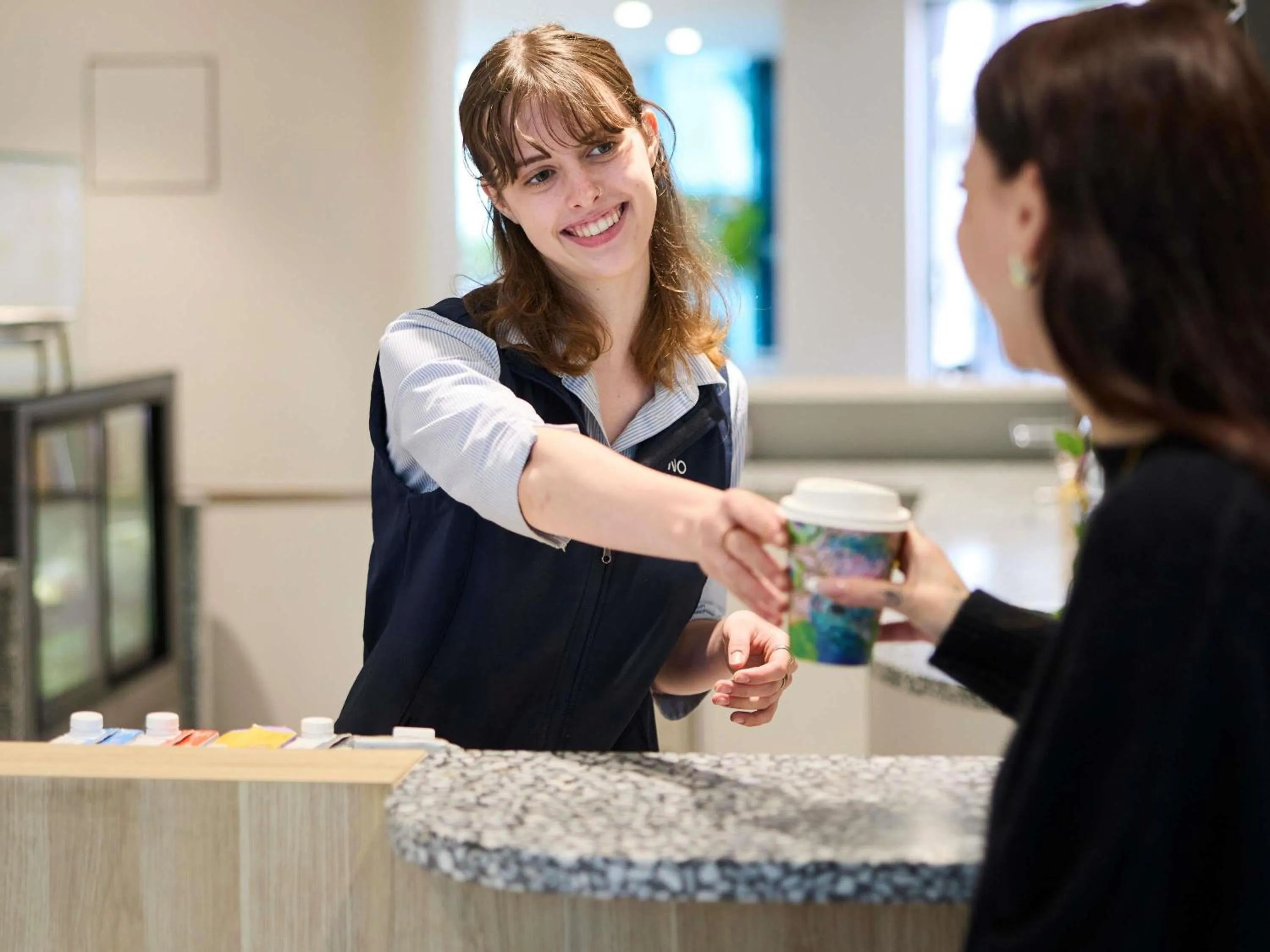 Restaurant/places to eat in Novotel Melbourne Preston