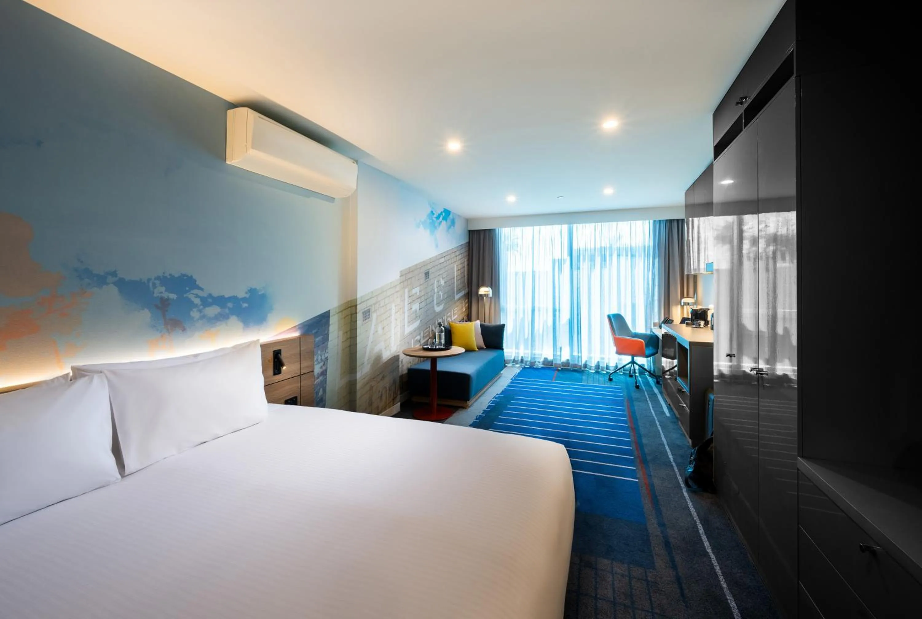 Bedroom, Bed in Novotel Melbourne Preston