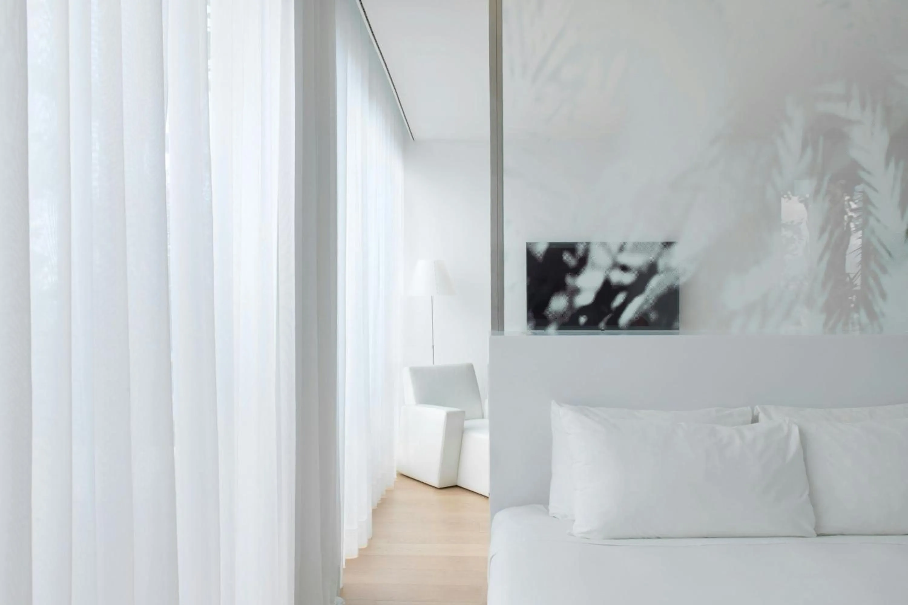 Photo of the whole room, Bed in Renaissance Barcelona Fira Hotel