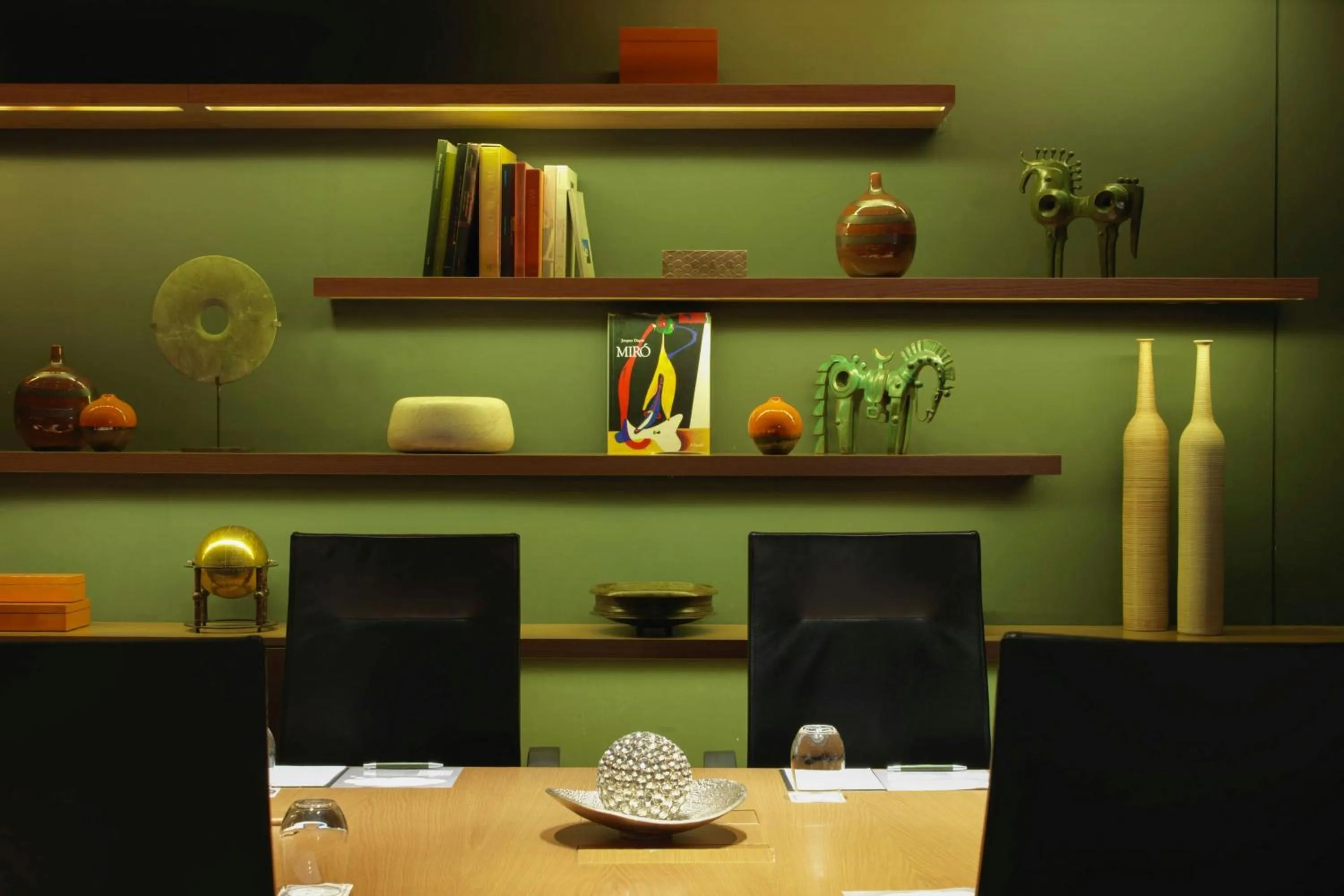 Meeting/conference room in Renaissance Barcelona Fira Hotel