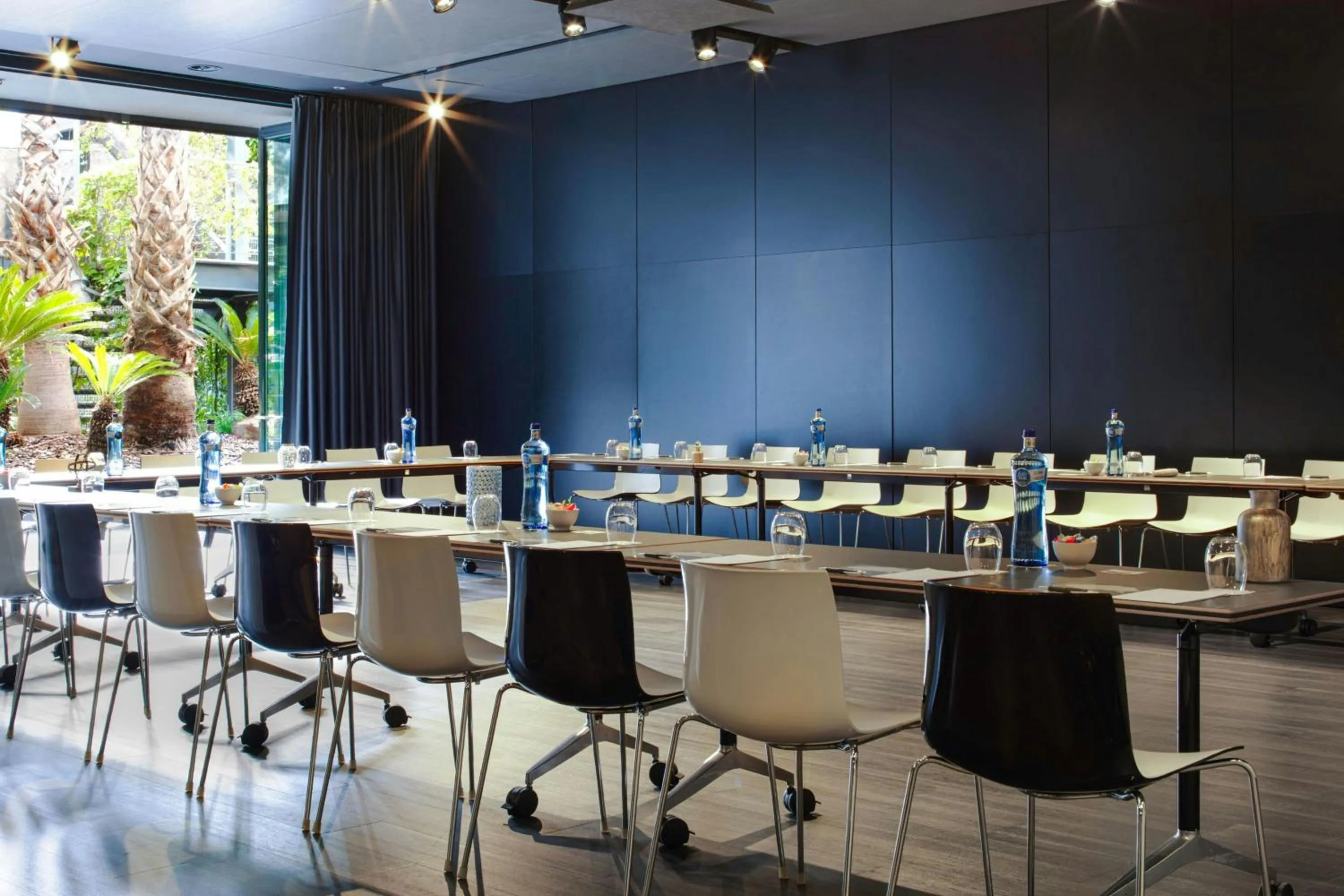 Meeting/conference room in Renaissance Barcelona Fira Hotel