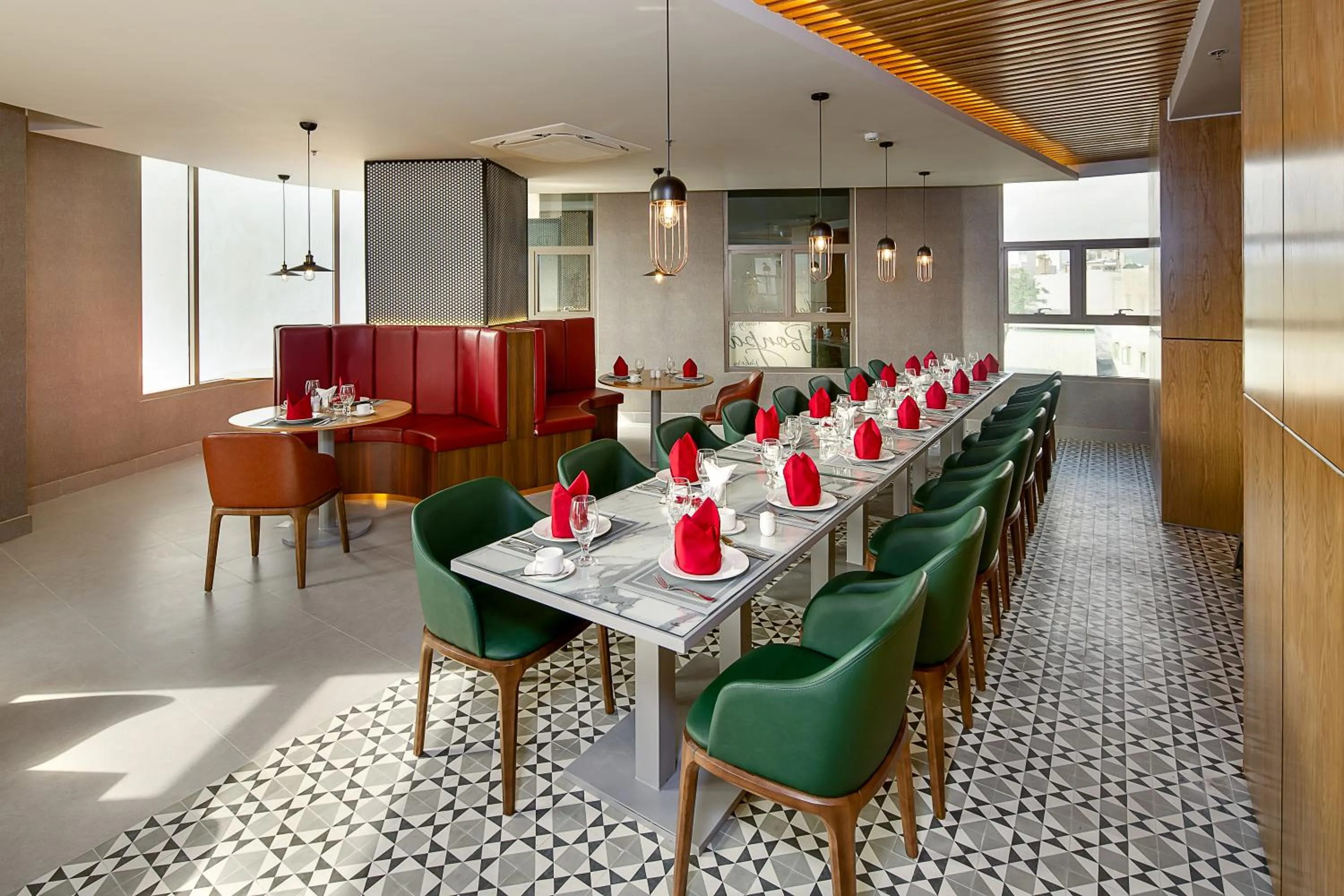 Restaurant/places to eat in Grand Citiview Da Nang Hotel