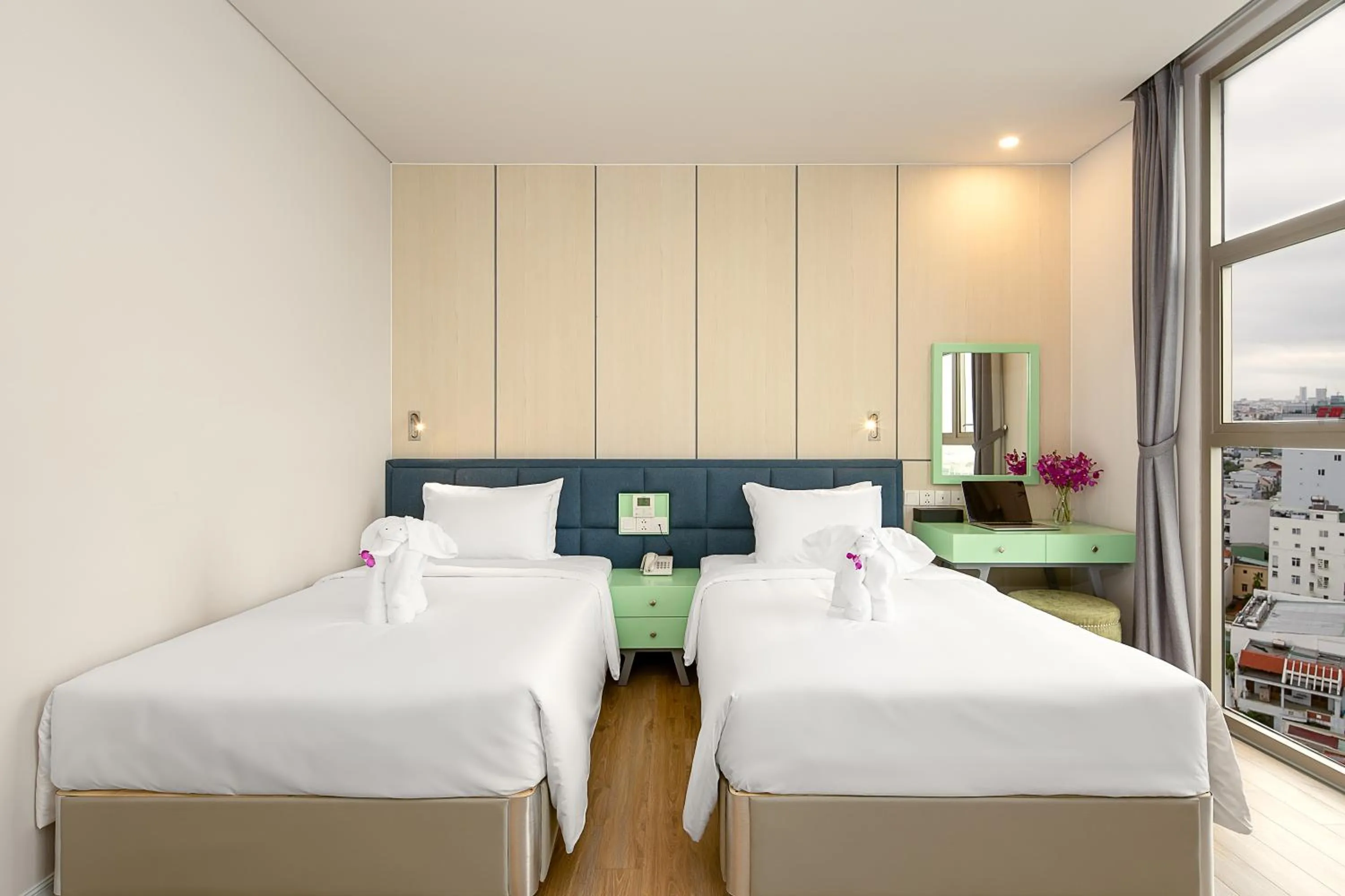 Photo of the whole room, Bed in Grand Citiview Da Nang Hotel